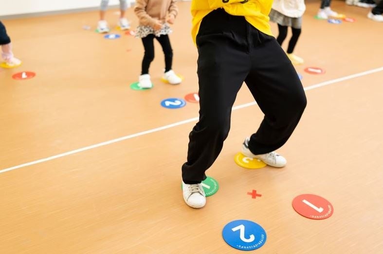 マットを使ってのレッスン　※写真はイメージです