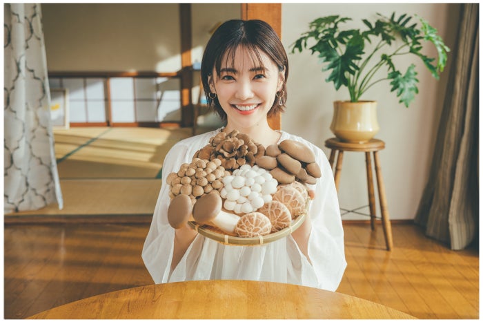 倉科カナさんが演じる きのこがある幸せな日常。ホクトの新TVCM 倉科カナさんが演じる きのこがある幸せな日常。ホクトの新TVCM