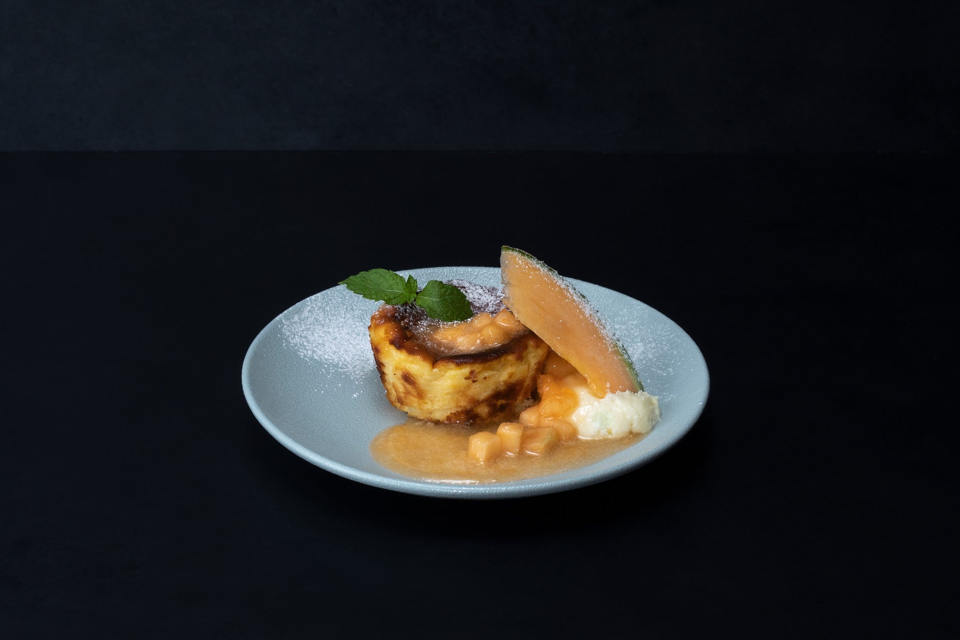 メロンのバスクチーズケーキ イートイン(850円)テイクアウト(600円)