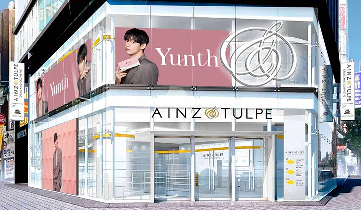 BTS・Vさん大型ビジュアルがアインズ&トルペ新宿東口店をジャック BTS・Vさん大型ビジュアルがアインズ&トルペ新宿東口店をジャック