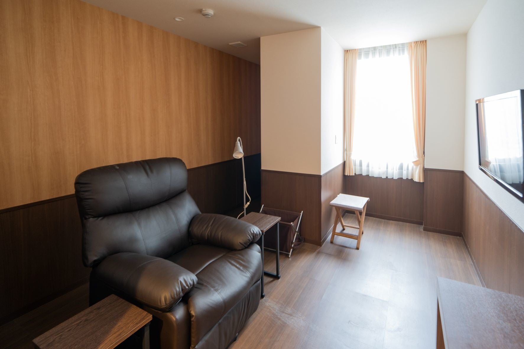 男性も美爪の時代 メンズネイルケアサロン大阪grandがオープン 年齢分だけお得な割引キャンペーン実施 株式会社ファーメイカンパニ のプレスリリース 男性も美爪の時代 メンズネイルケアサロン大阪grandがオープン 年齢分だけお得な割引キャンペーン実施 株式会社ファーメイカンパニ のプレスリリース