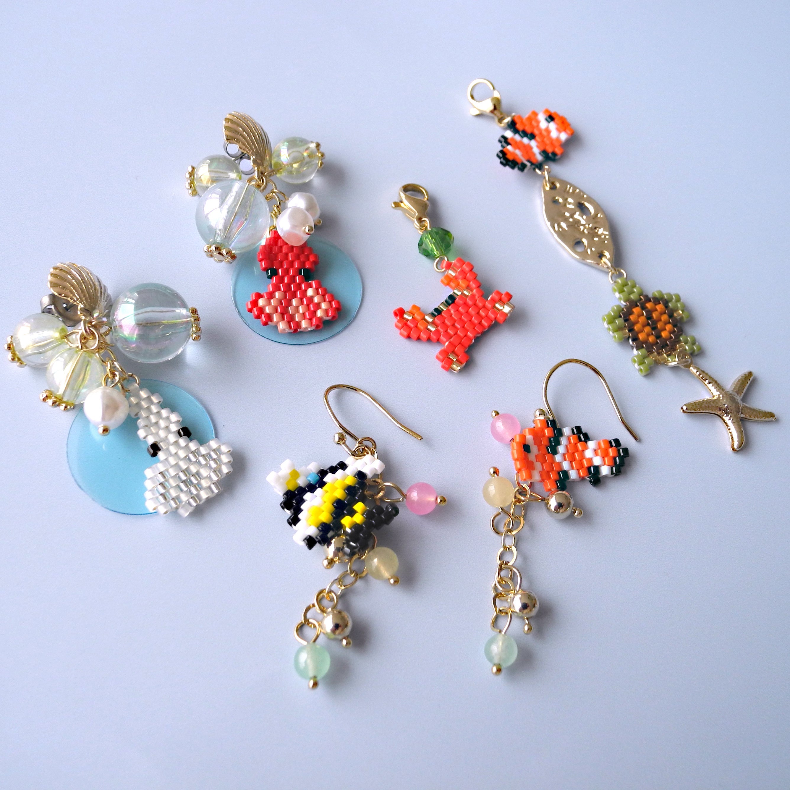 じゃらじゃらチャーム・手染めビーズ 2025年最新手染めビーズチャームの人気アイテム - メルカリ