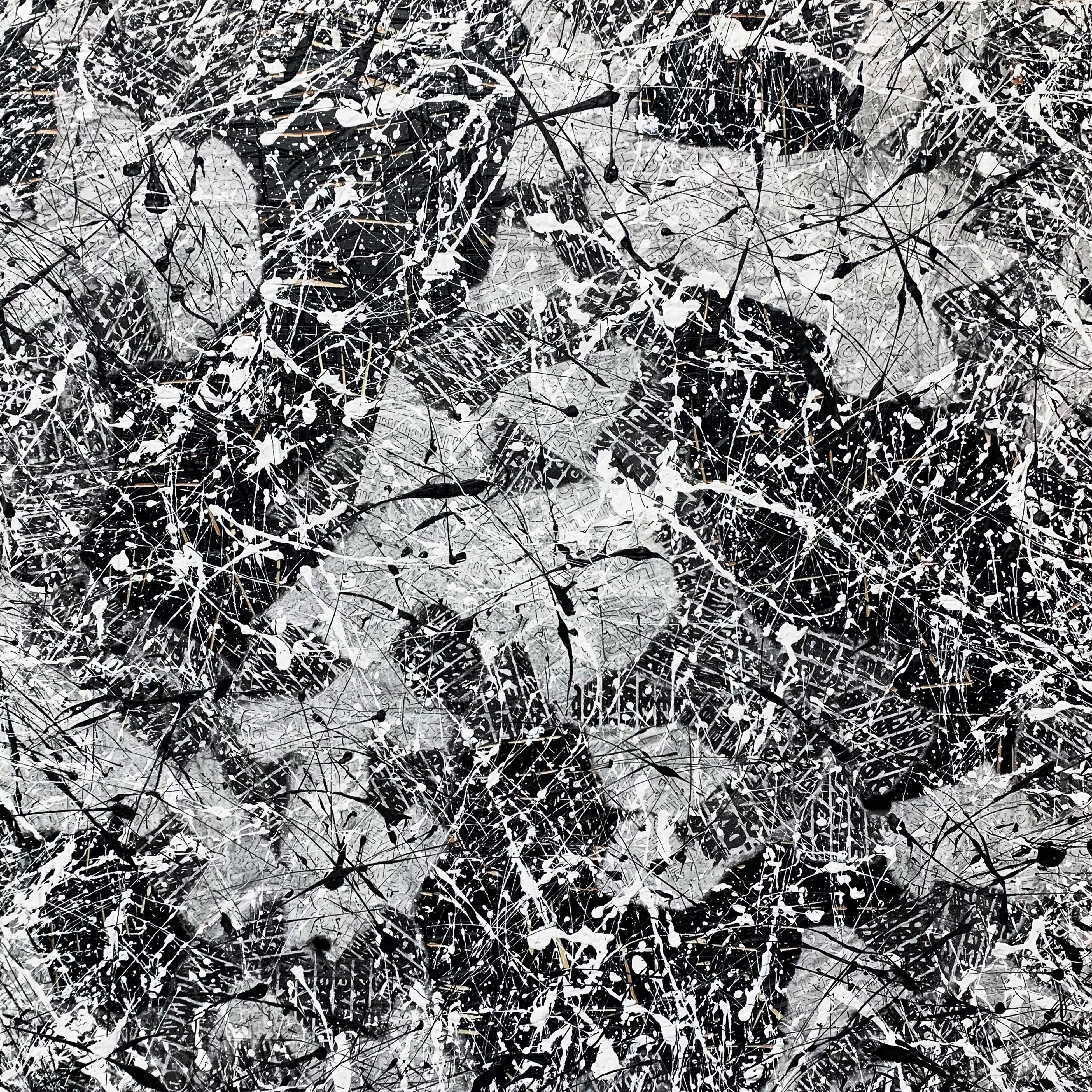 ”complement of love#1” 2023、41×41×2mm、 顔料インク・アクリル／木製パネル・和紙