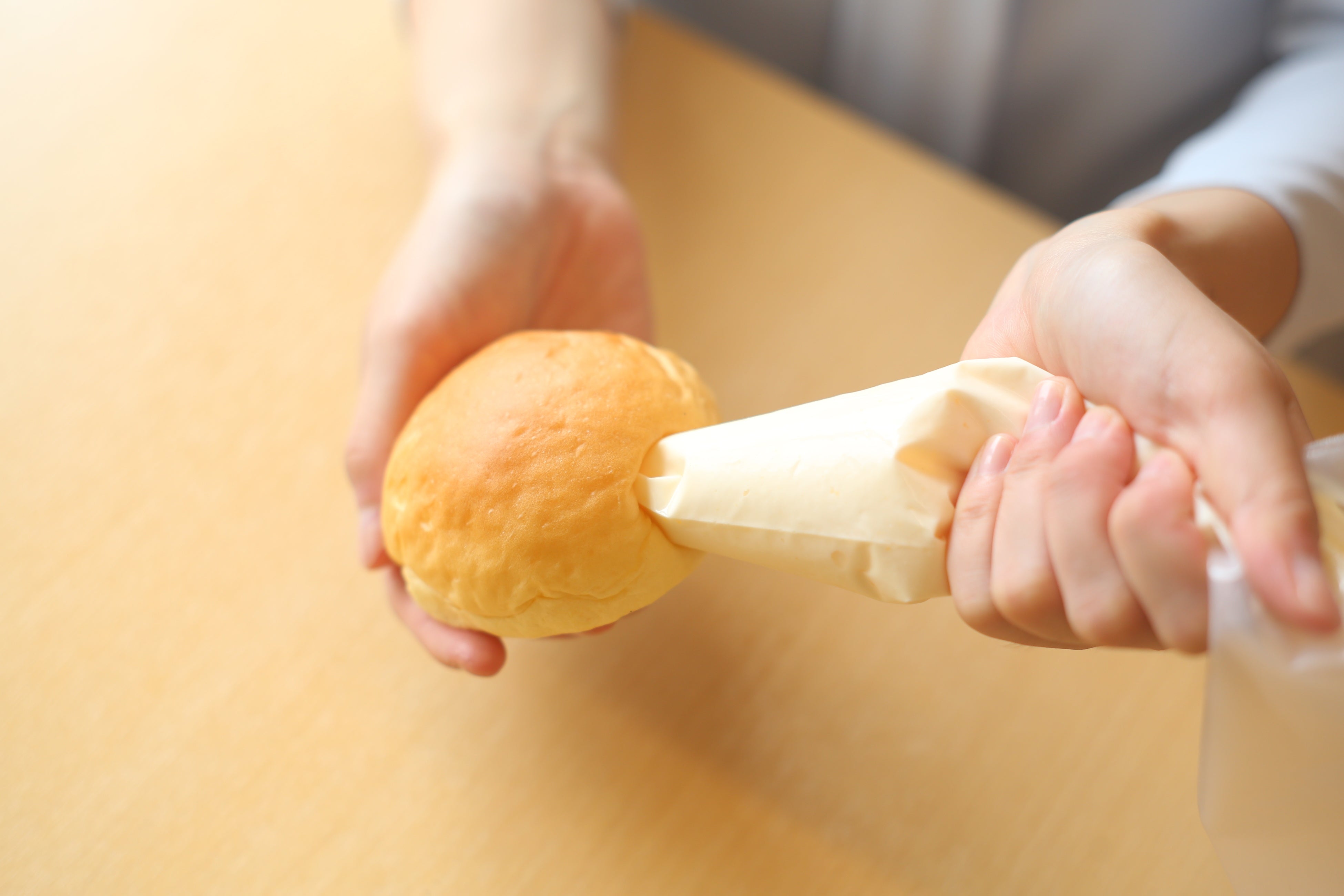 「クリーム注入」（イメージ）