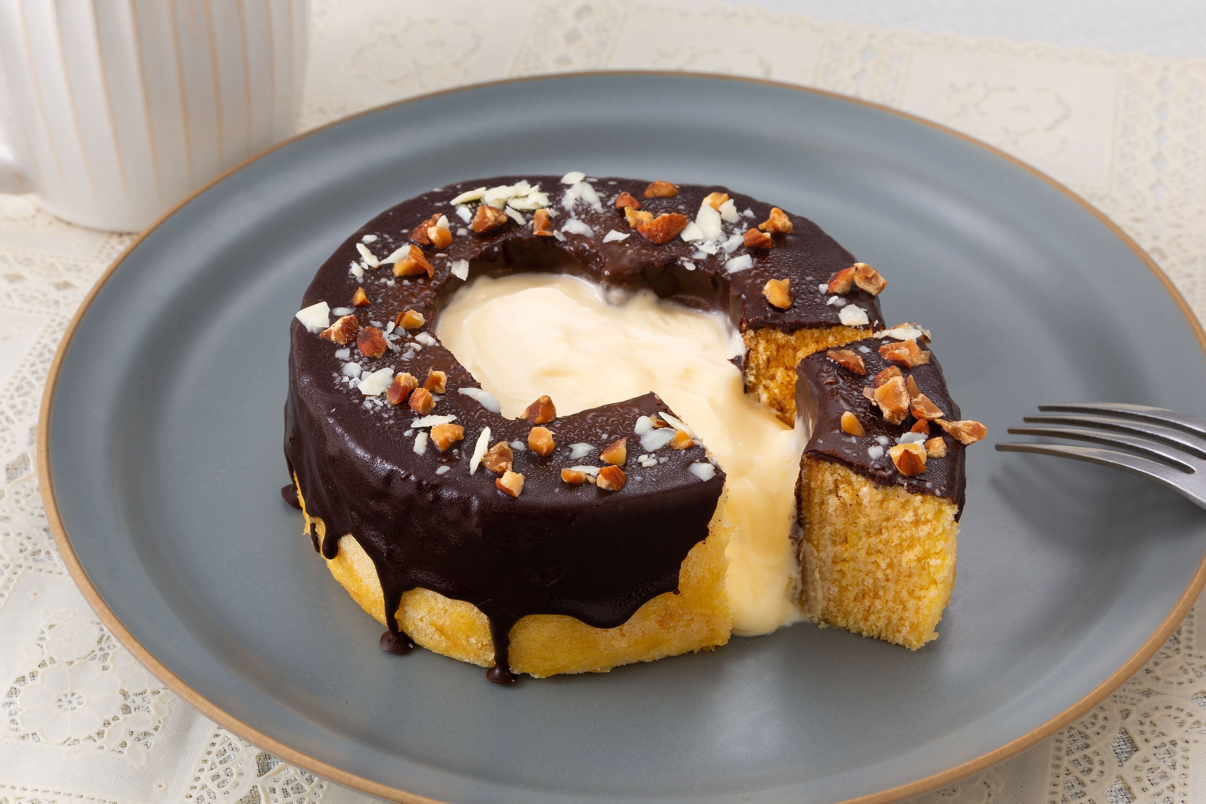 「香ばしアーモンドのハートバームクーヘン」（イメージ）