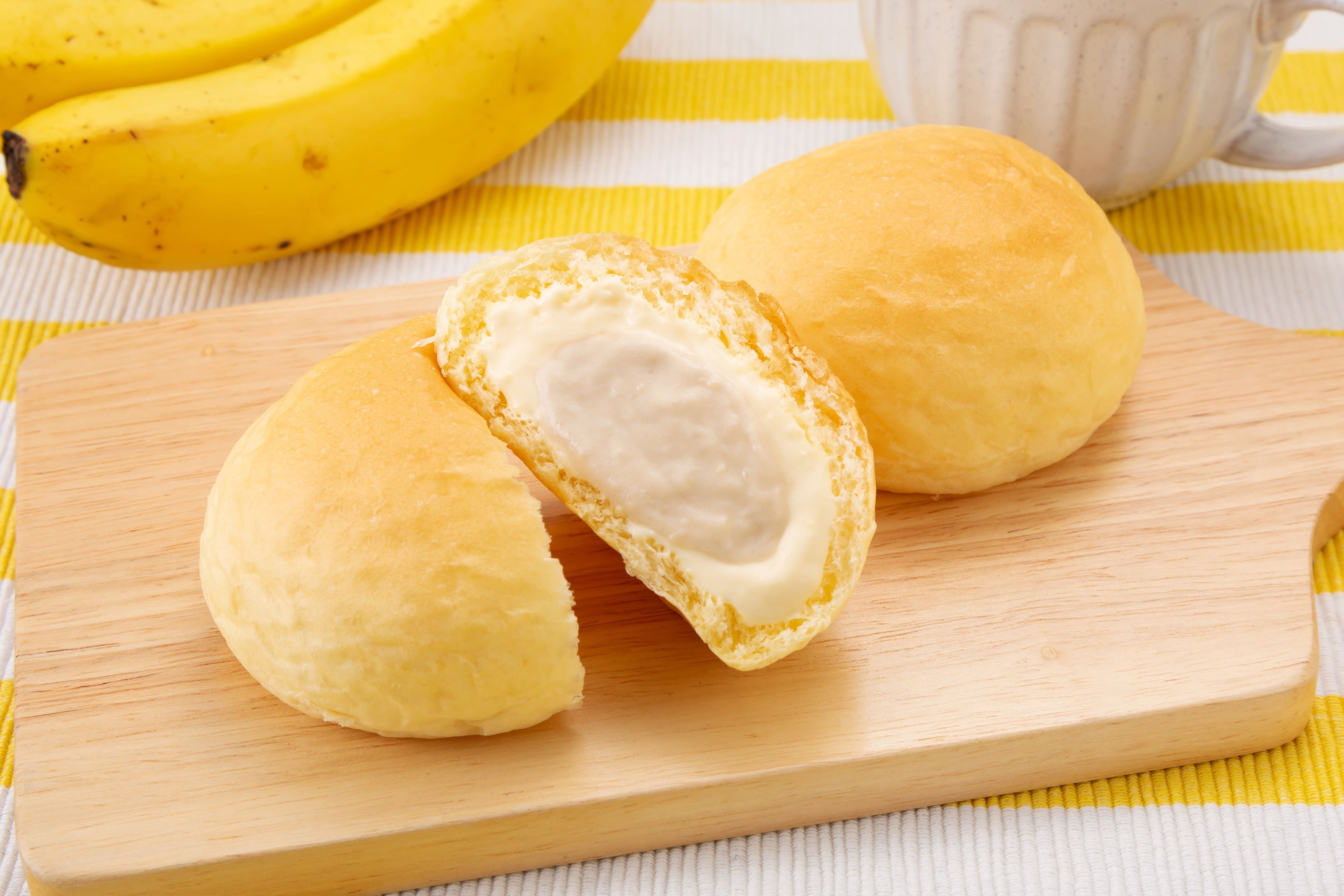 「とろける東京くりーむパン バナナ」（イメージ）