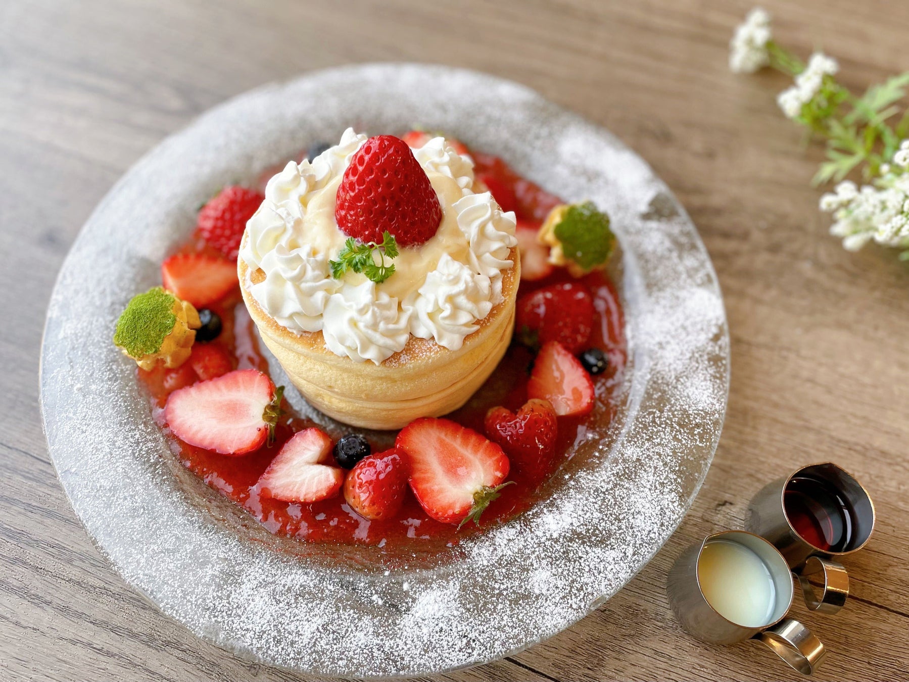 広島空港そばの八天堂ビレッジで体験型の食のテーマパーク「いちごフェスティバル」開催!旬のいちごをふんだんに楽しめるスイーツメニューが登場 広島空港そばの八天堂ビレッジで体験型の食のテーマパーク「いちごフェスティバル」開催!旬のいちごをふんだんに楽しめるスイーツメニューが登場