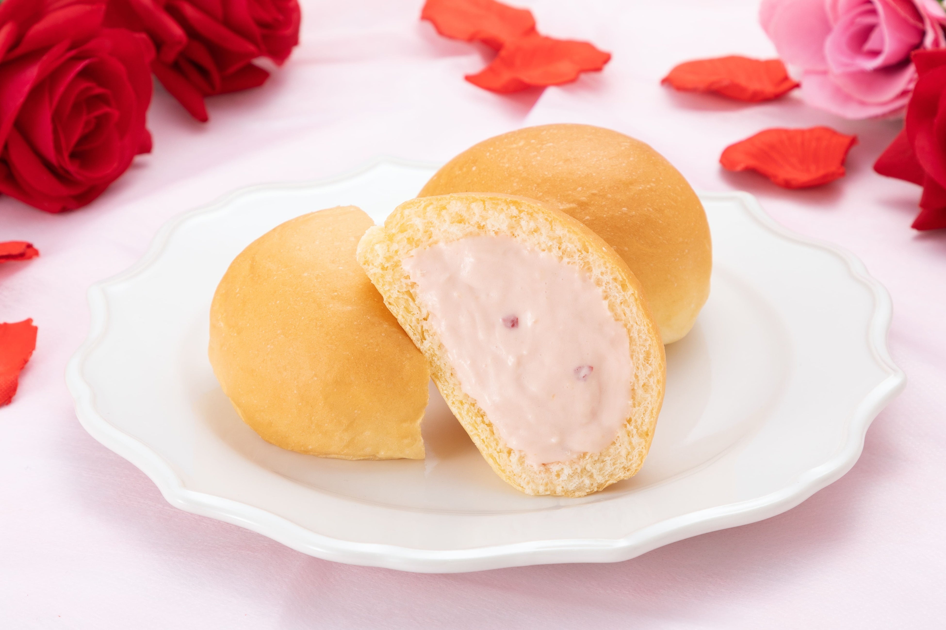 「冷やして食べる とろけるくりーむパン バラカスタード」（イメージ）