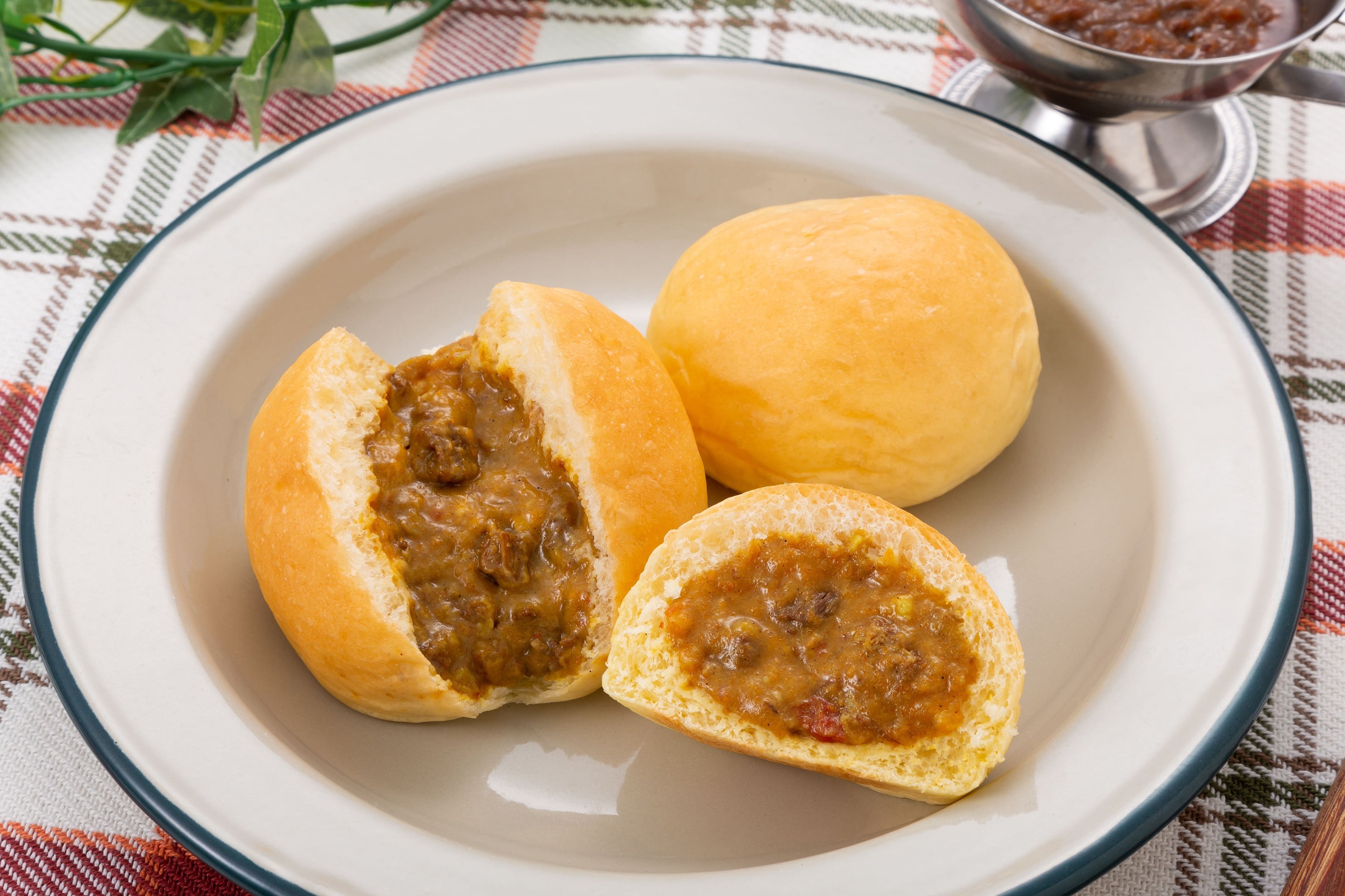 「ポケットサンド カレー」（イメージ）