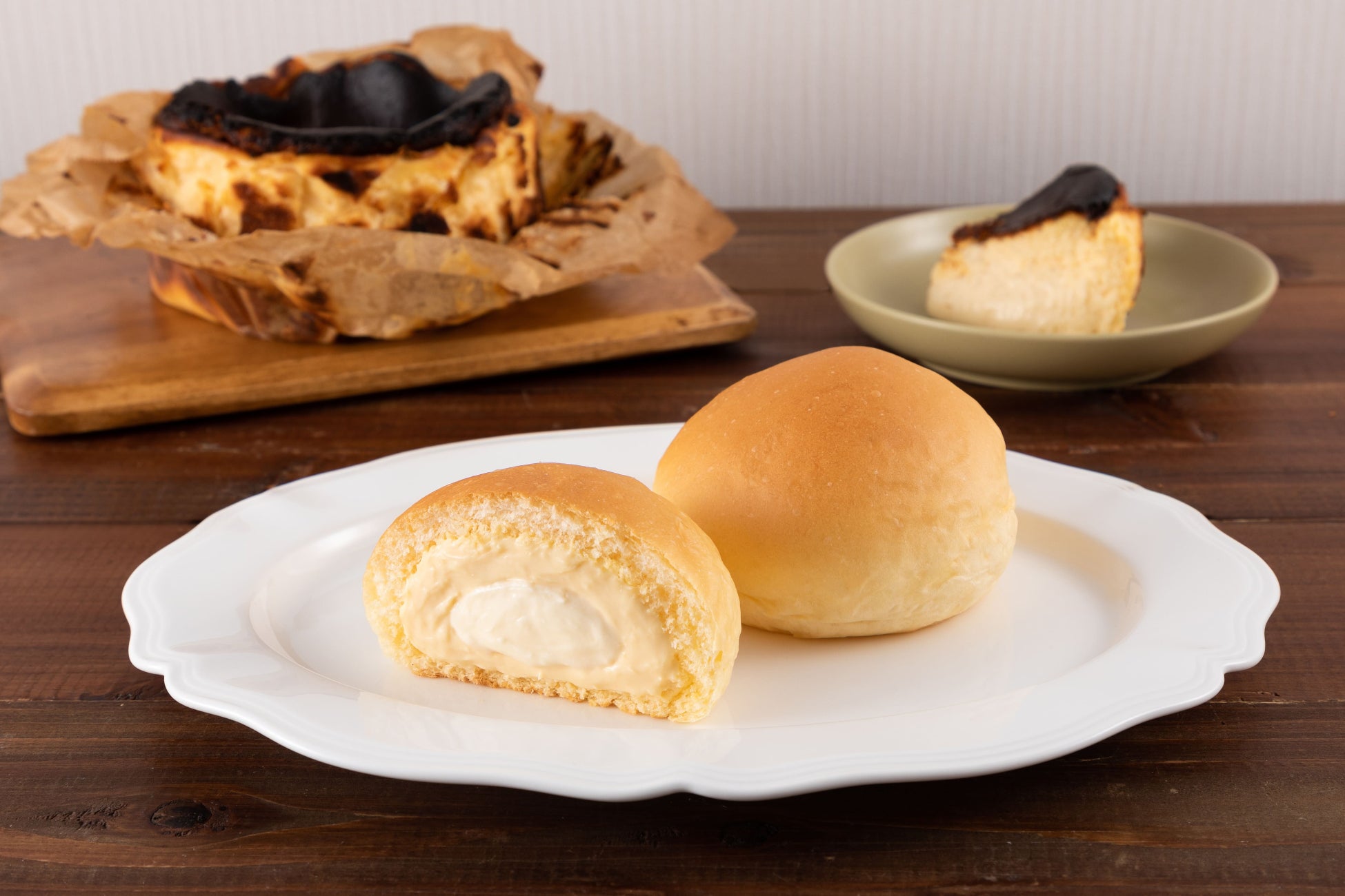 「くりーむパン バスクチーズケーキ風」(イメージ)