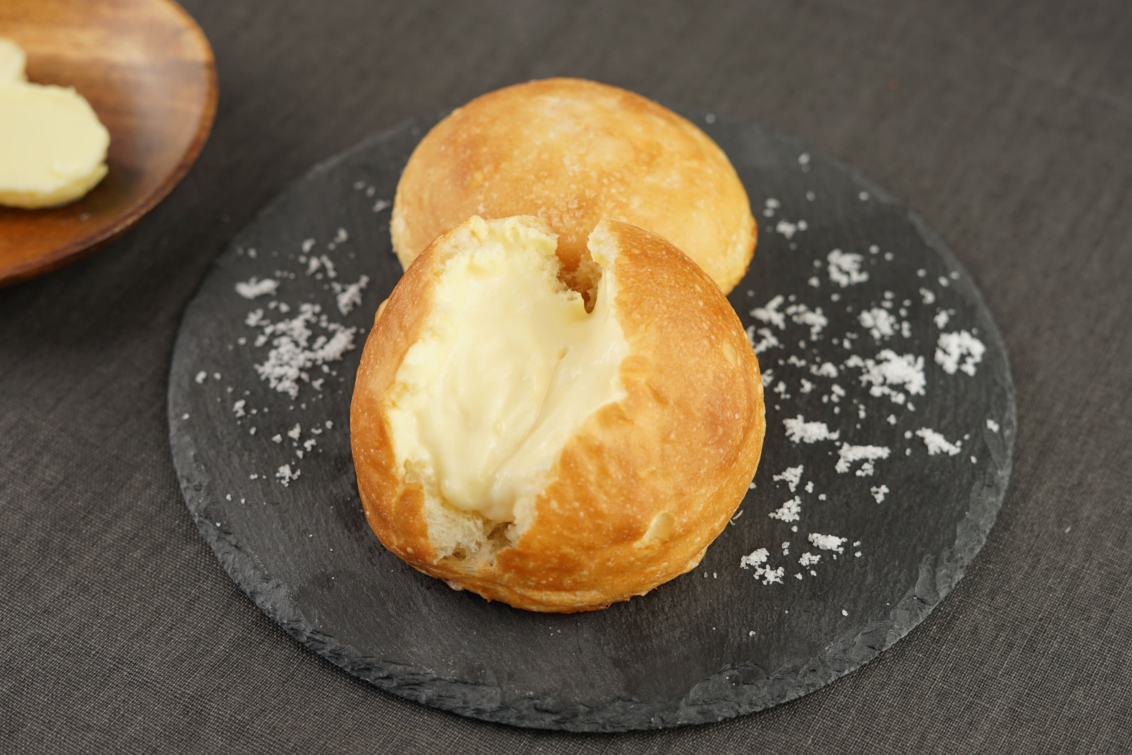 「塩バターくりーむパン」（イメージ）