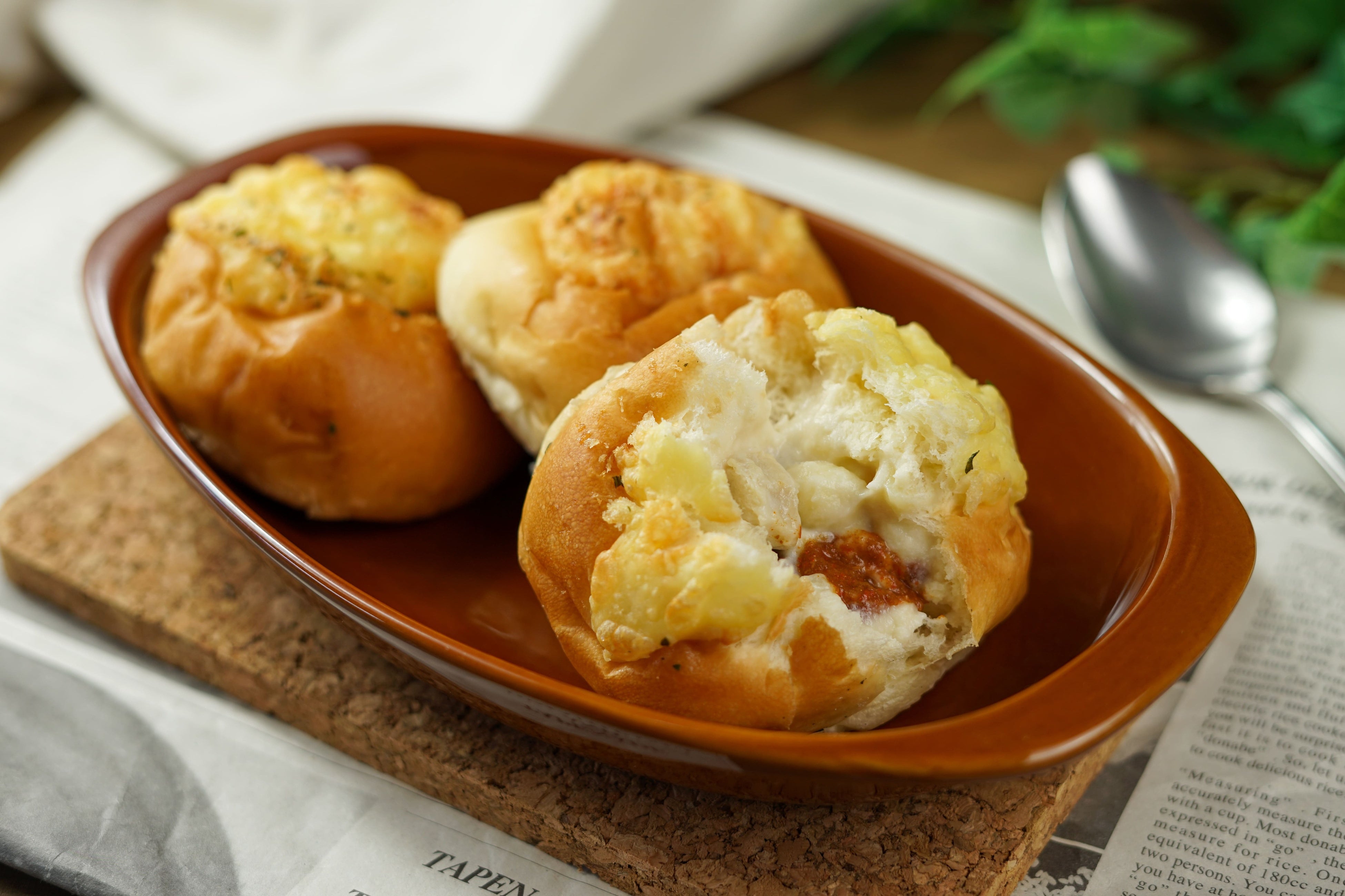 「くりーむグラパン（チキン）」（イメージ）