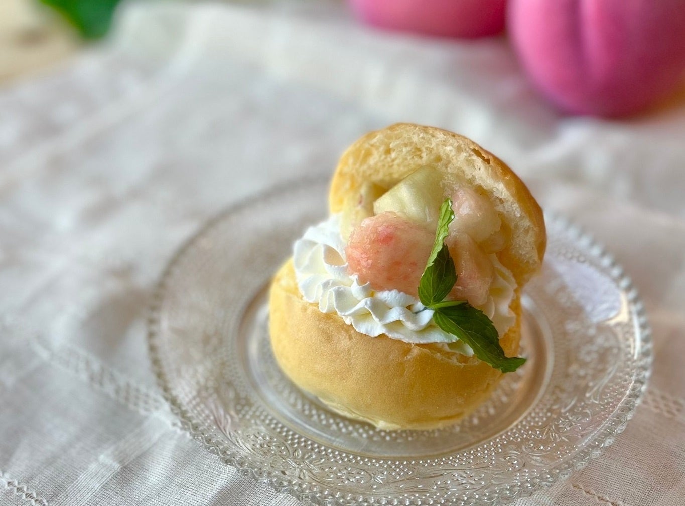 もものスイーツバーガー (土休日限定）