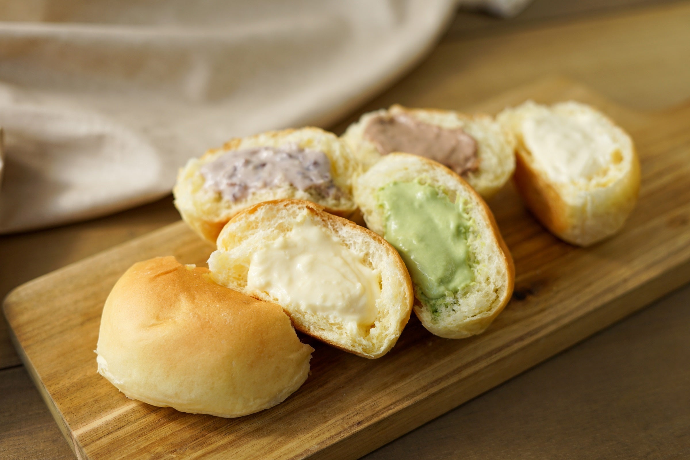 八天堂「くりーむパン」（イメージ）