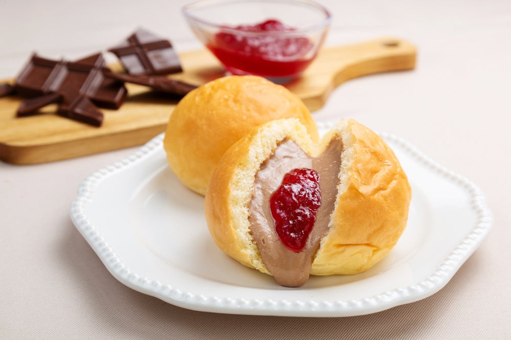 くりーむパン「ショコラベリー」（イメージ）