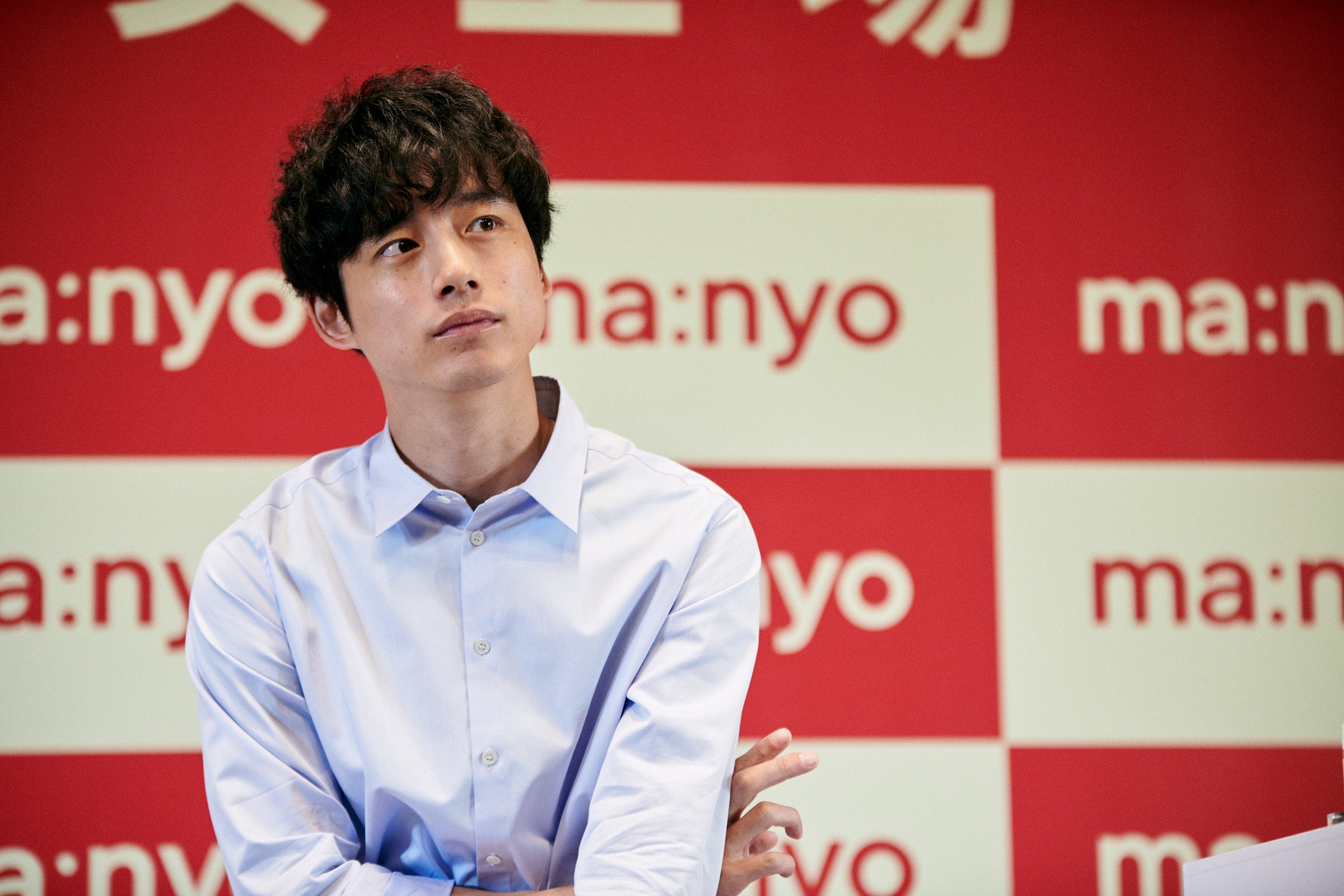 坂口健太郎が韓国人気スキンケアブランド「魔女工場」の新CM