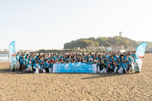 『Sky 星を紡ぐ子どもたち』、ファン約200人とともにビーチクリーンを実施! ゲームの世界で築いた“やさしさの輪”が現実世界で新たな社会貢献の形に結実 『Sky 星を紡ぐ子どもたち』、ファン約200人とともにビーチクリーンを実施! ゲームの世界で築いた“やさしさの輪”が現実世界で新たな社会貢献の形に結実
