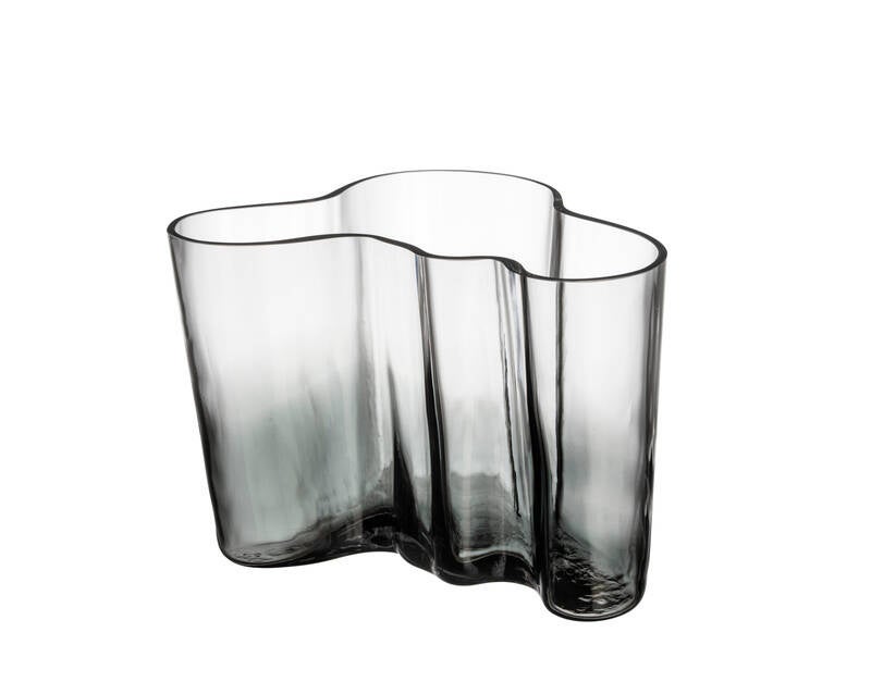 表参道先行　アルヴァ・アアルトコレクションベース140㎜ クリア／ダークグレー　82,500円（税込）