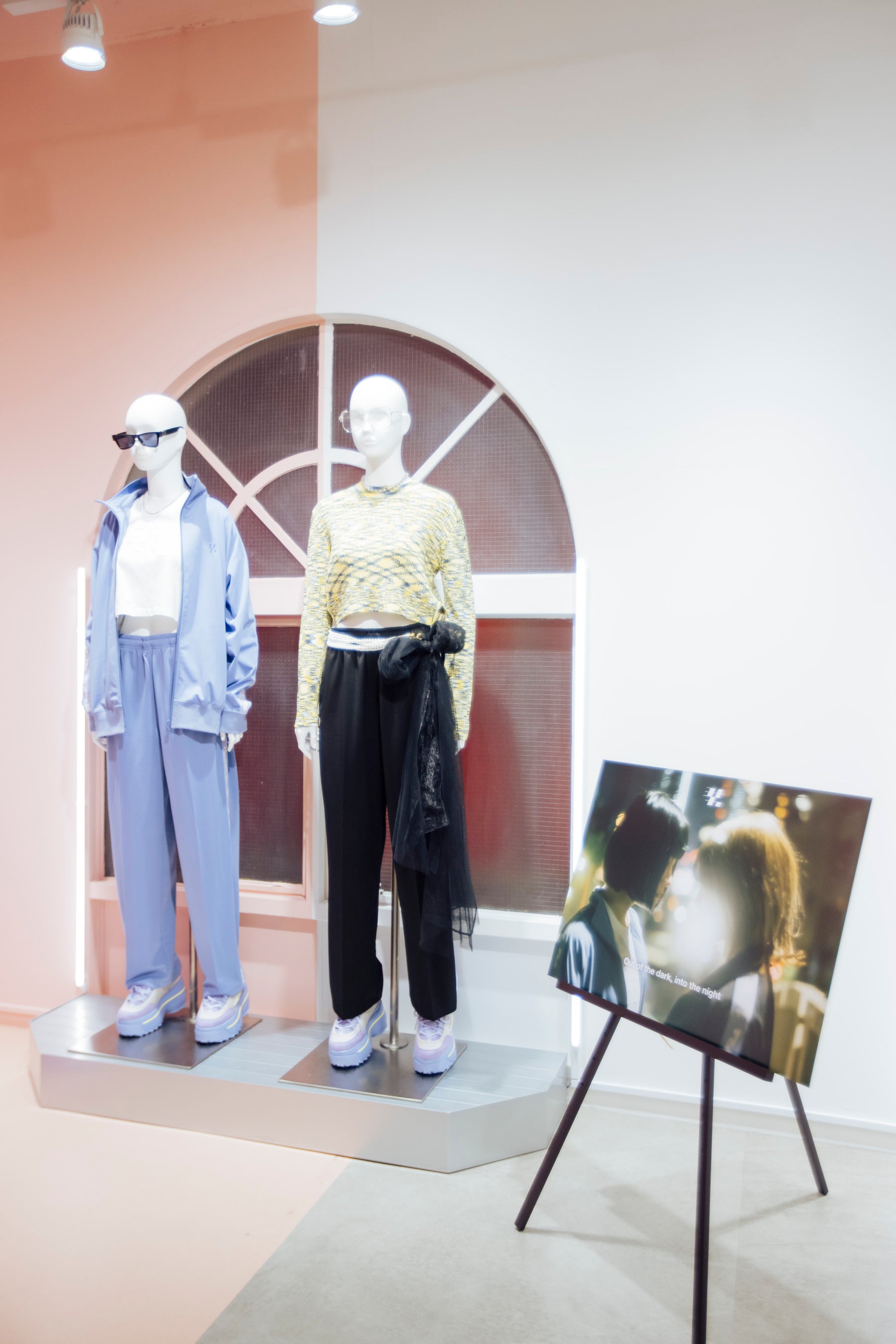 トラックスーツ