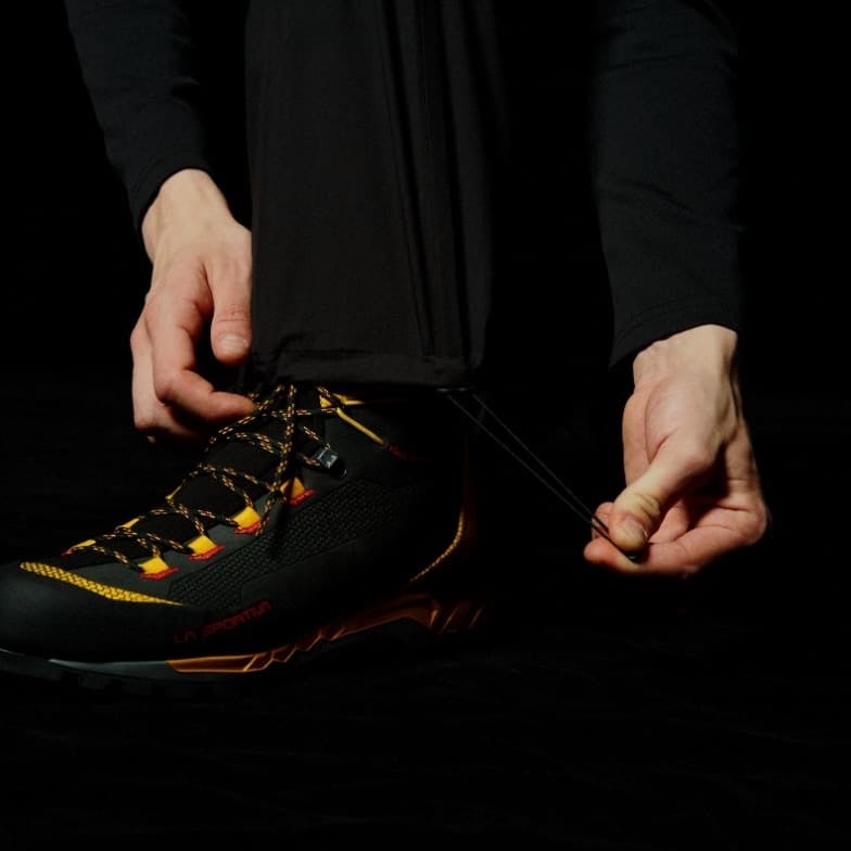 フック式アジャストコードロックシステム 