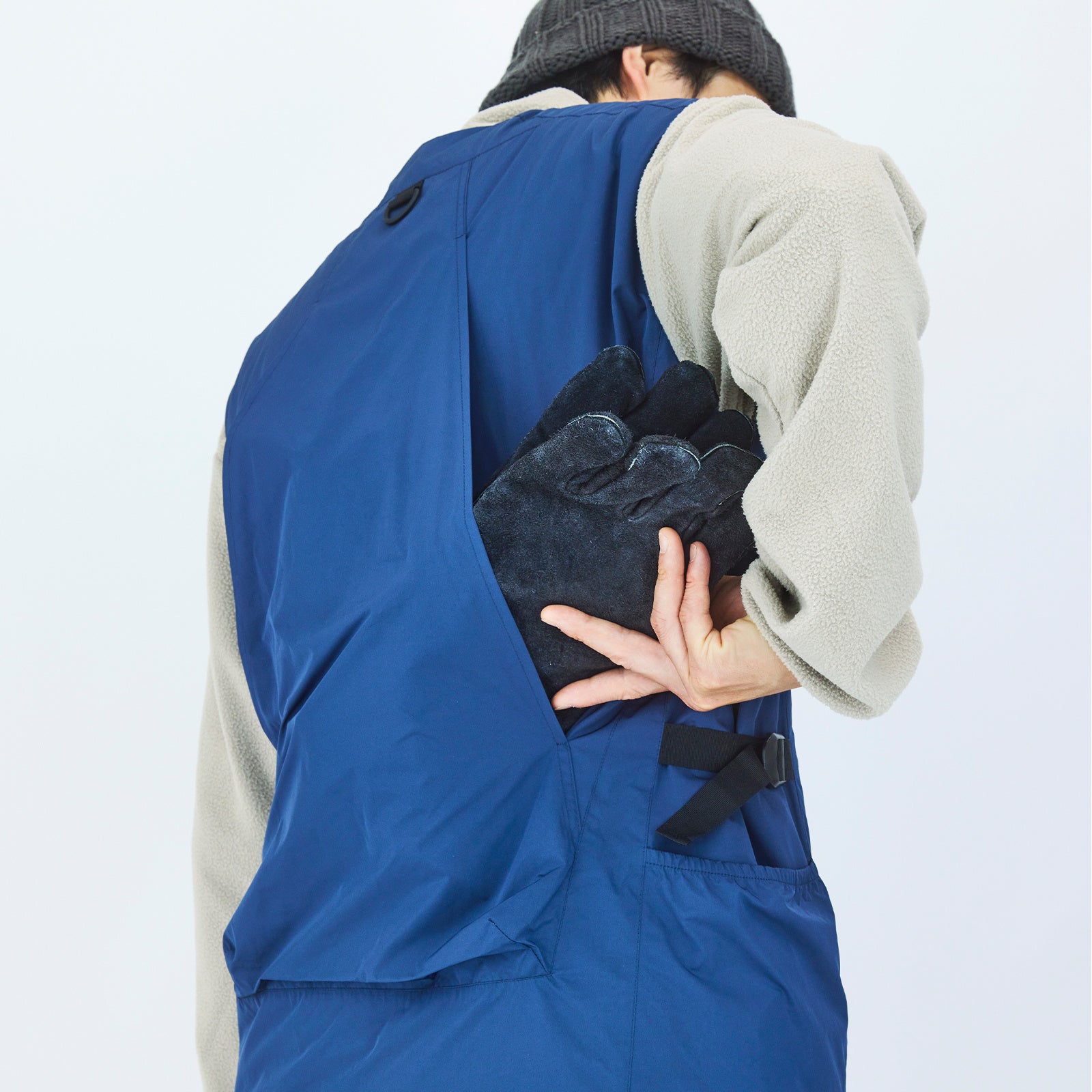 大容量バックポケット