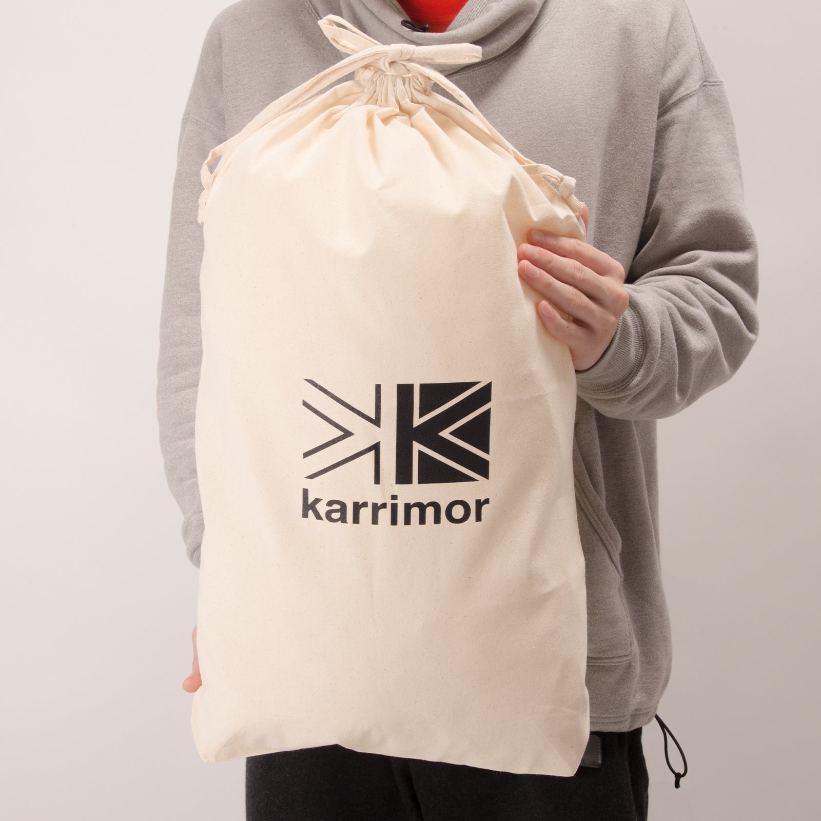 リュックサックも入る大きいサイズ