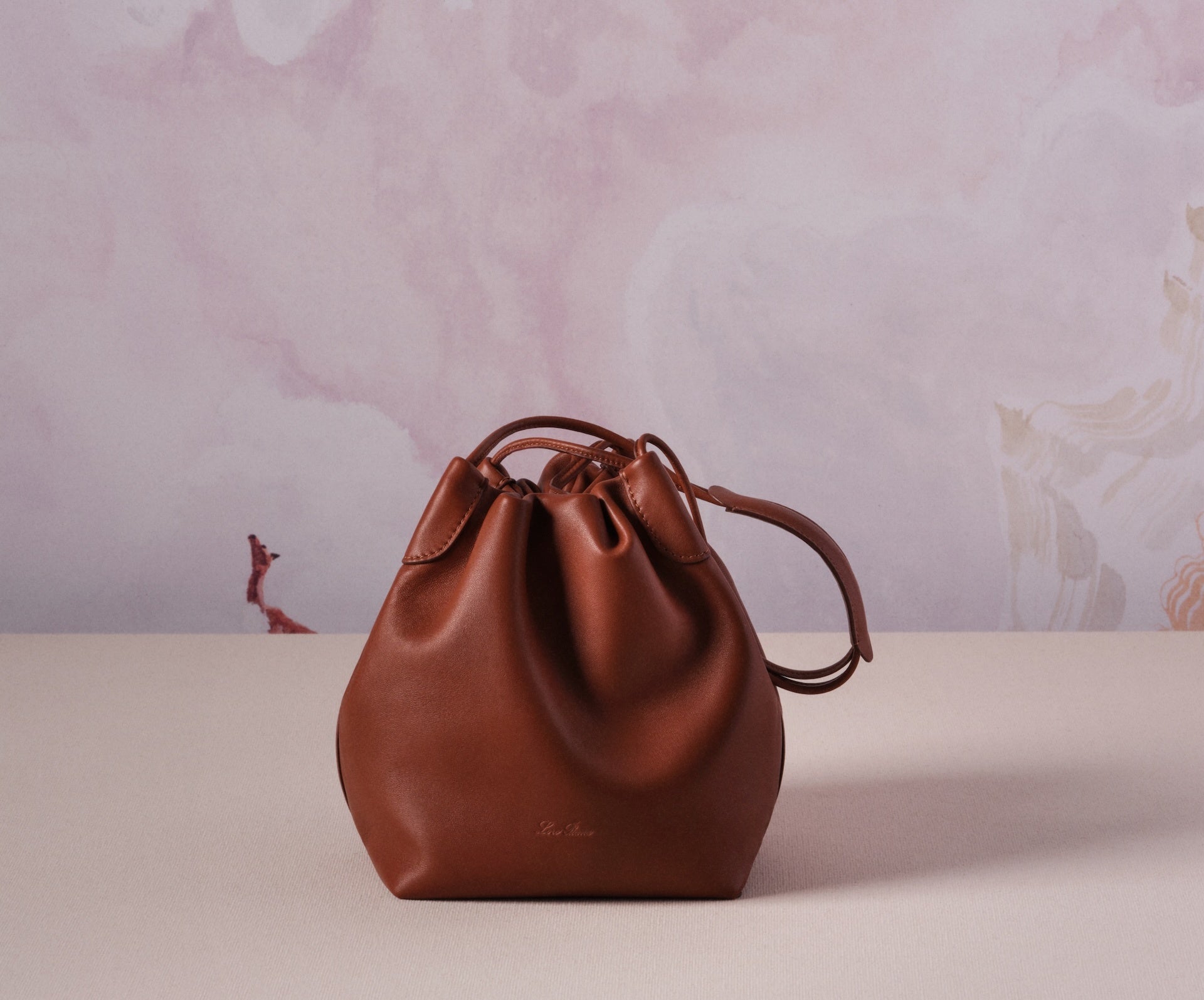 ロロ・ピアーナの新作《ベイル・ソフティ・バッグ》 | ロロ・ピアーナ