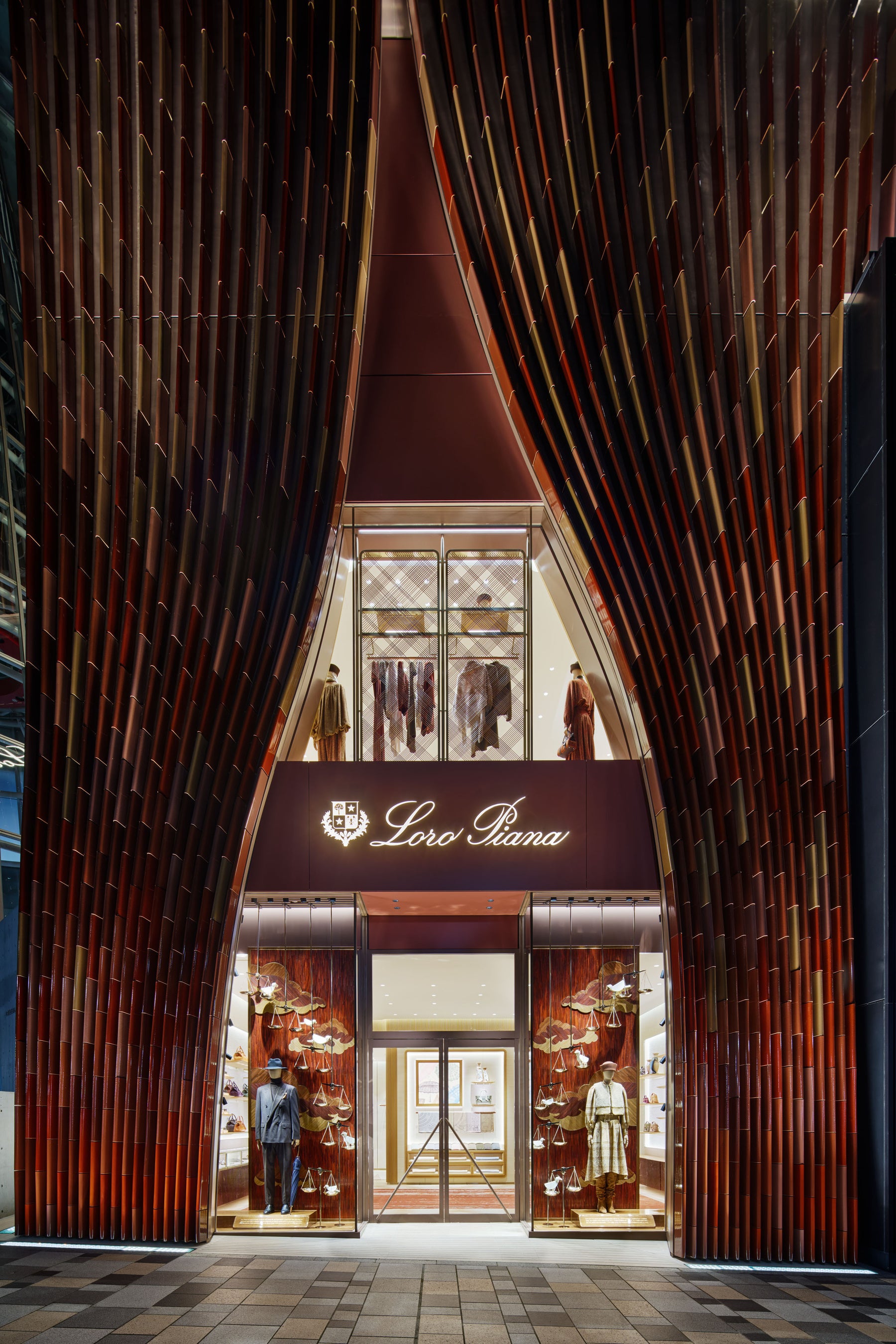 【ロロ・ピアーナ】 東京・表参道に新旗艦店をオープン