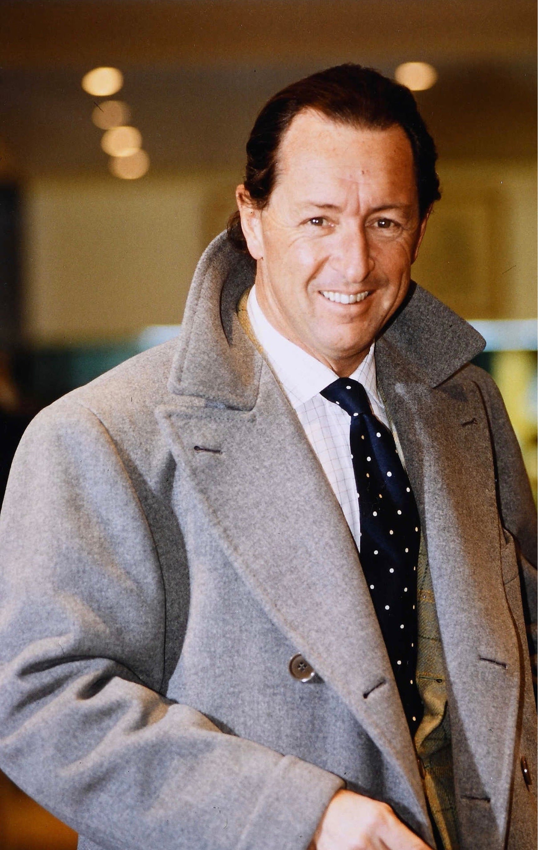 ロロ・ピアーナ】セルジオ・ロロ・ピアーナ・コート新作を発売 | ロロ