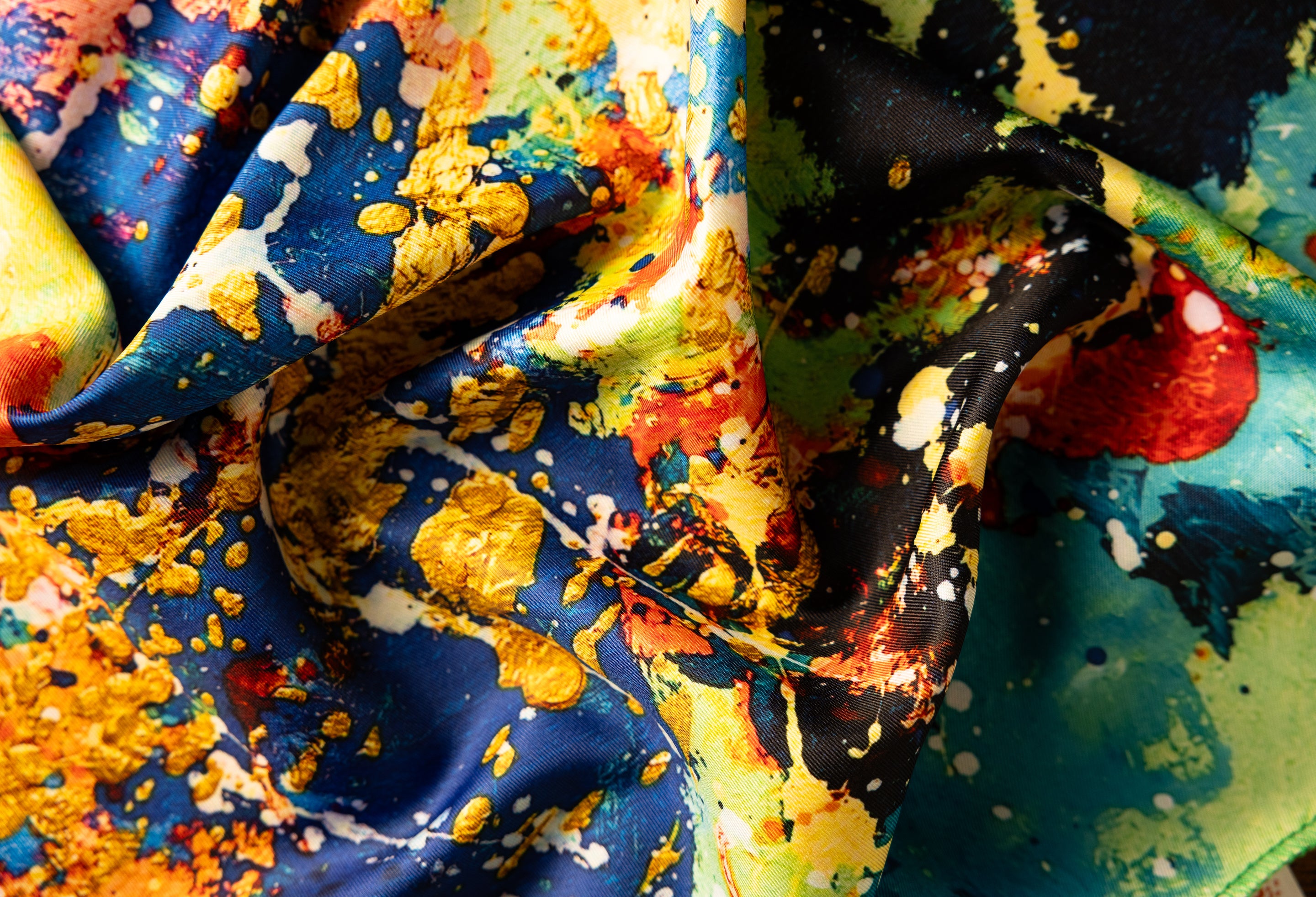 『アウター スペース ノットラップ』 ARTHOUSE Unlimitedのデザイナー David Bellがデザイン