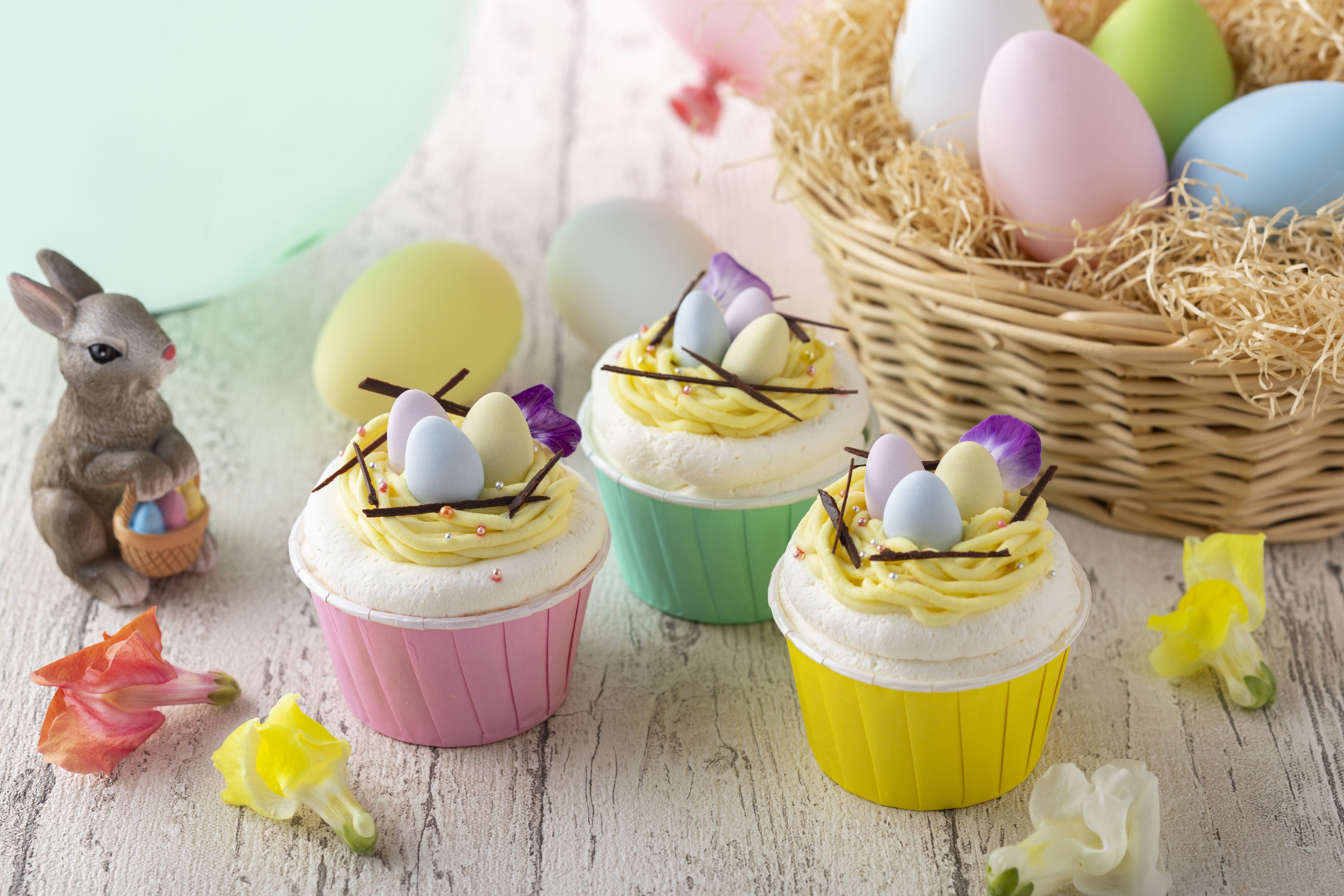 特性スイーツ「イースターエッグ」