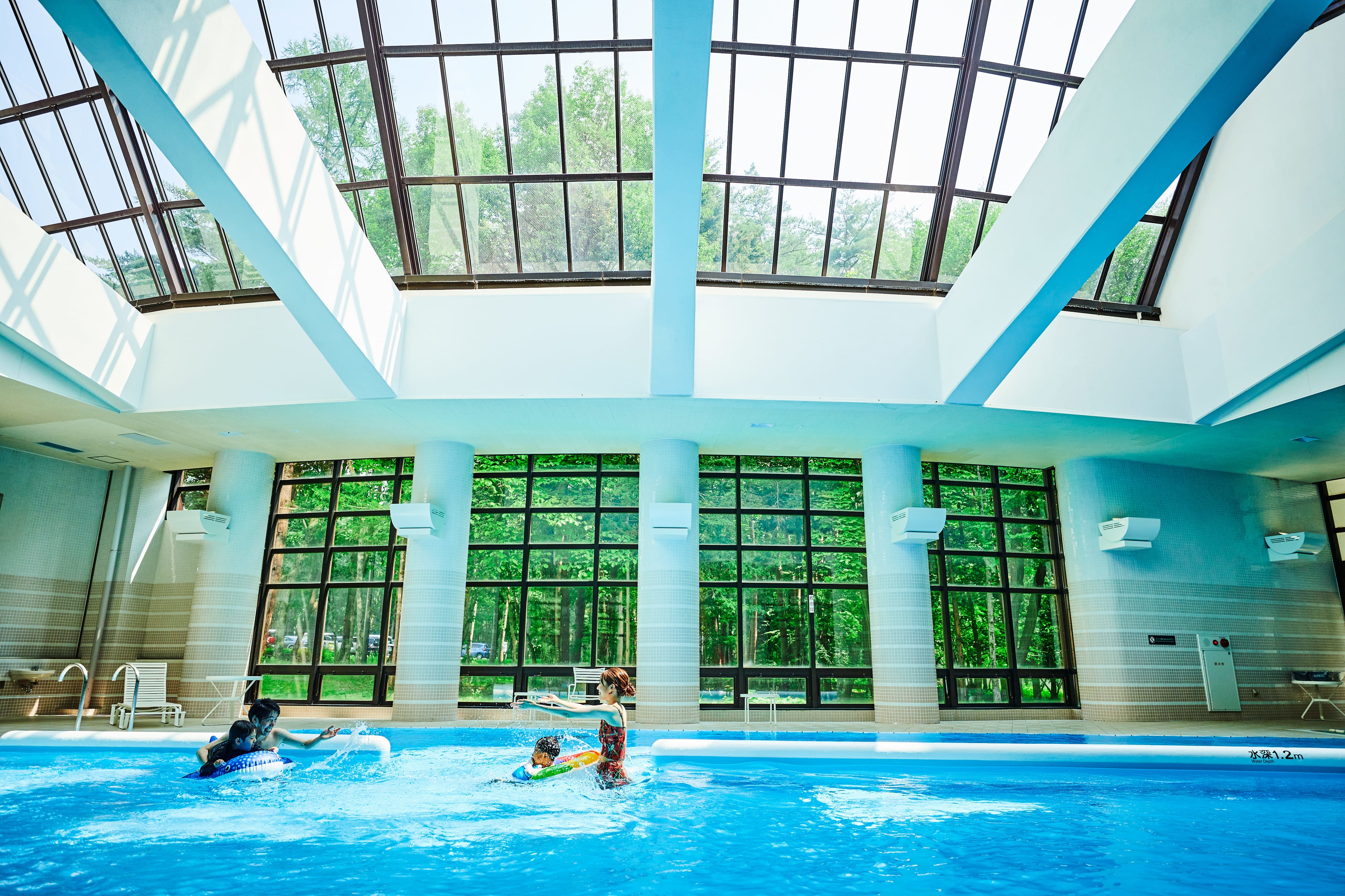 ANA ホリデイ・インリゾート信濃大町くろよん（室内プール）