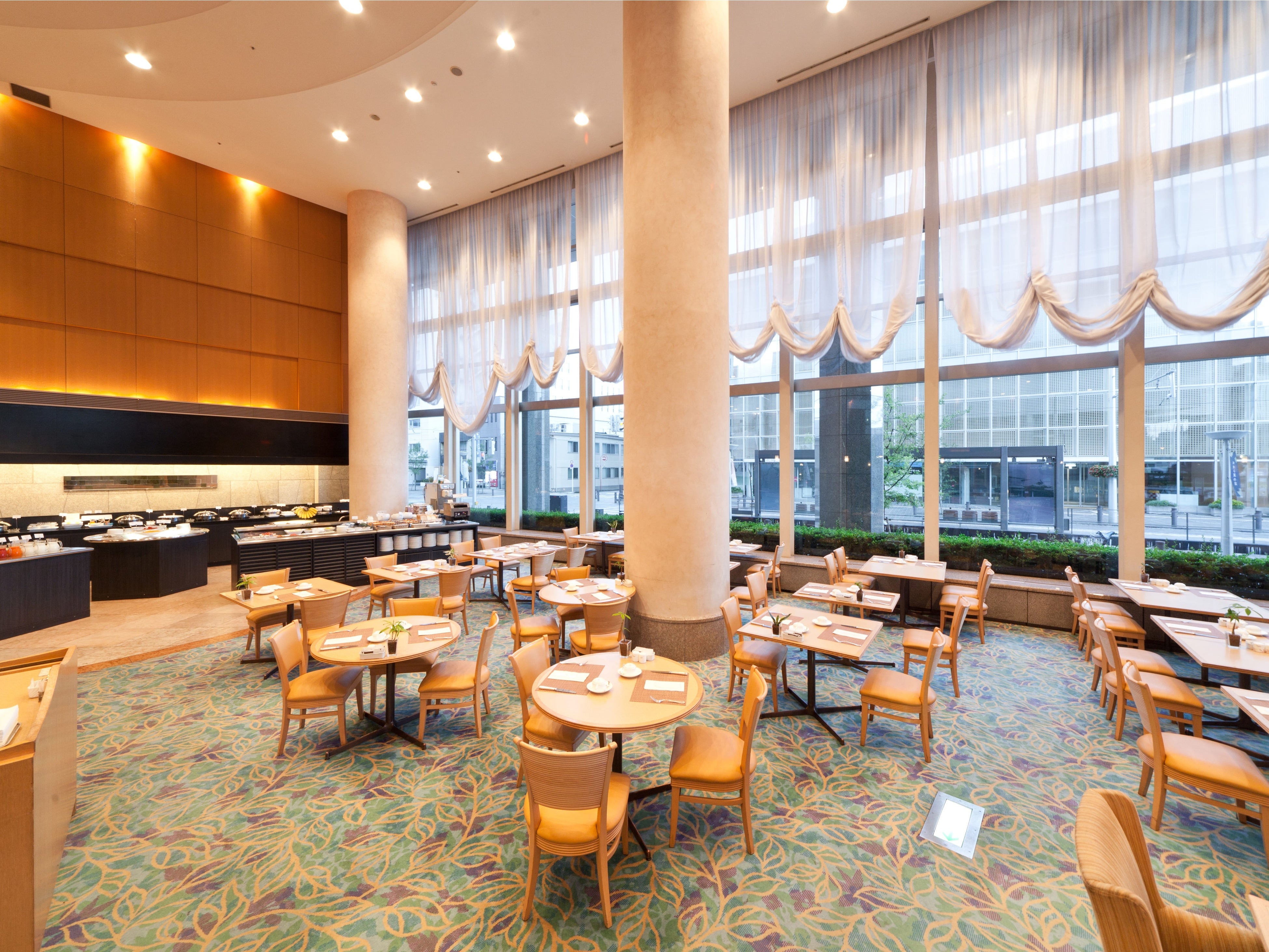 ANA クラウンプラザホテル富山（カフェ・イン・ザ・パーク）