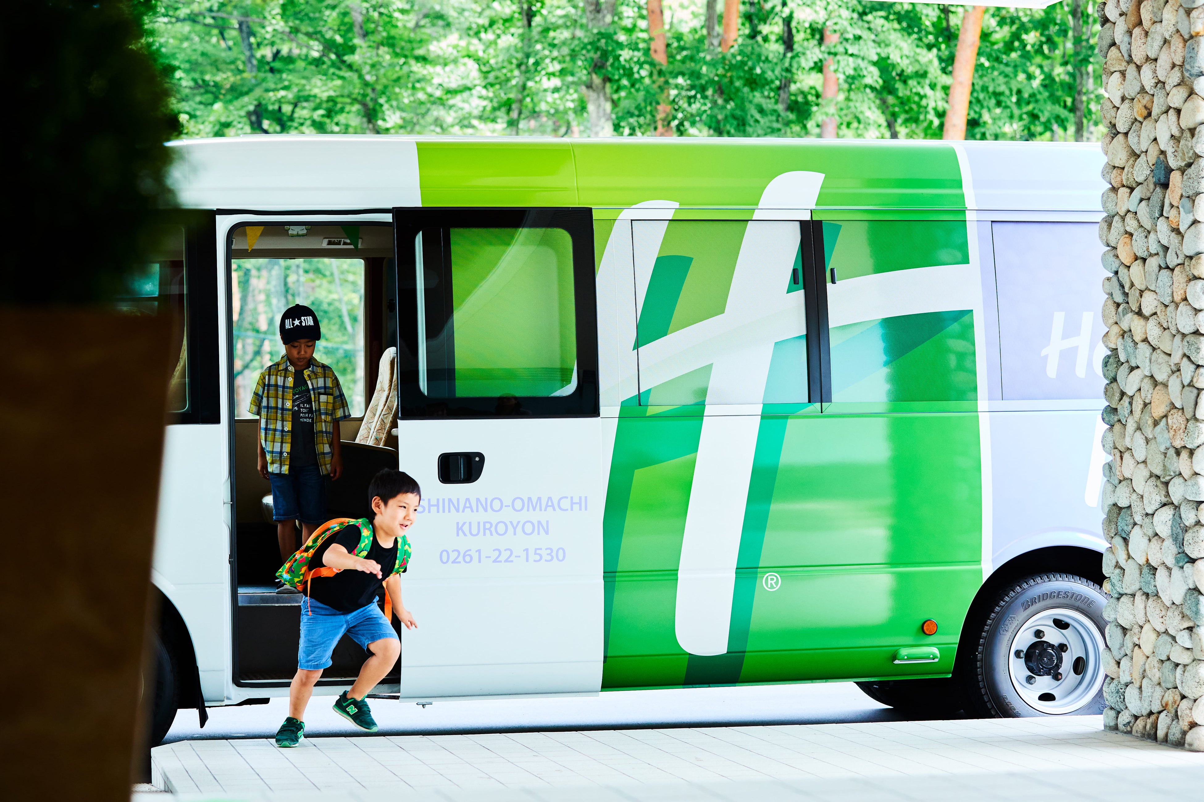 無料シャトルバス　 -ANA ホリデイ・インリゾート信濃大町くろよん