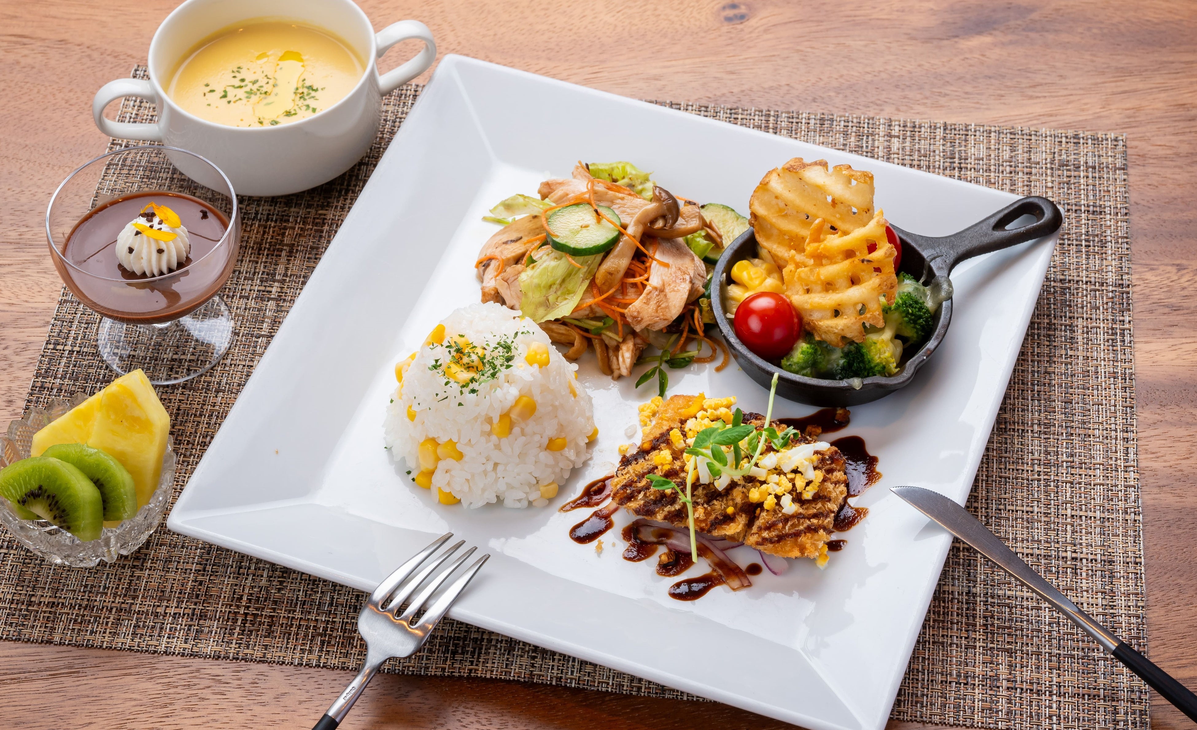 ボタニカレストラン　ランチメニュー　※イメージ