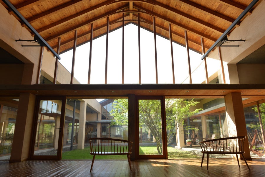 安曇野ちひろ美術館×ANA ホリデイ・インリゾート信濃大町くろよん　宿泊プラン