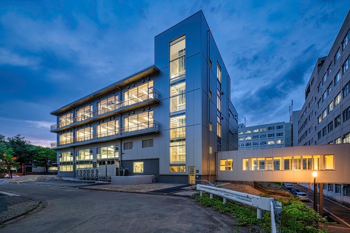 長岡技術科学大学 × 発酵デザイナー小倉ヒラクで「発酵を科学するラボ」を開設