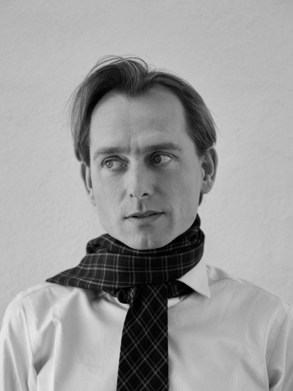 Louis Poulsen_デザイナー「 オイヴィン・スロット」