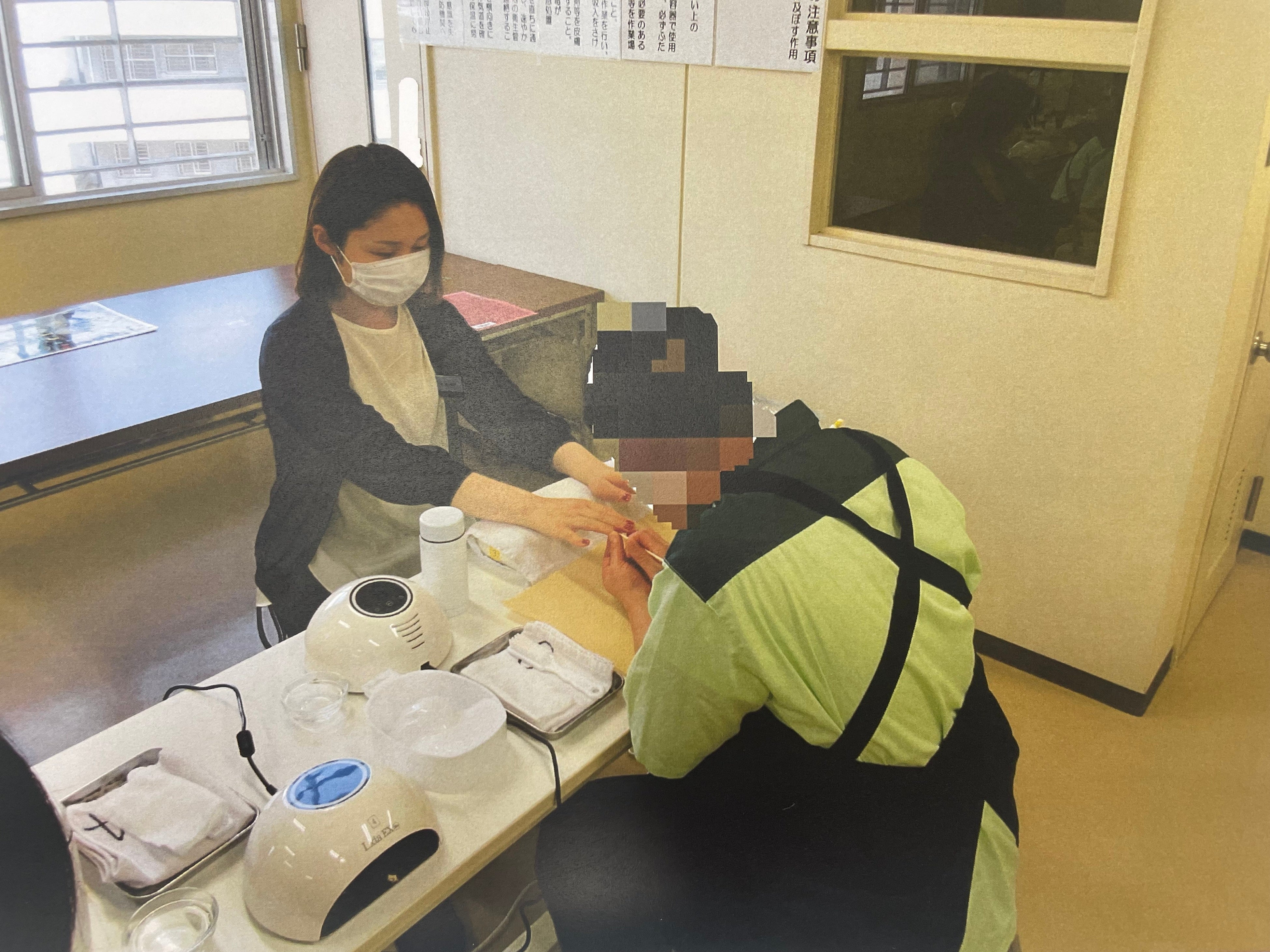 「ネイリスト科」訓練中の様子（施設提供画像）