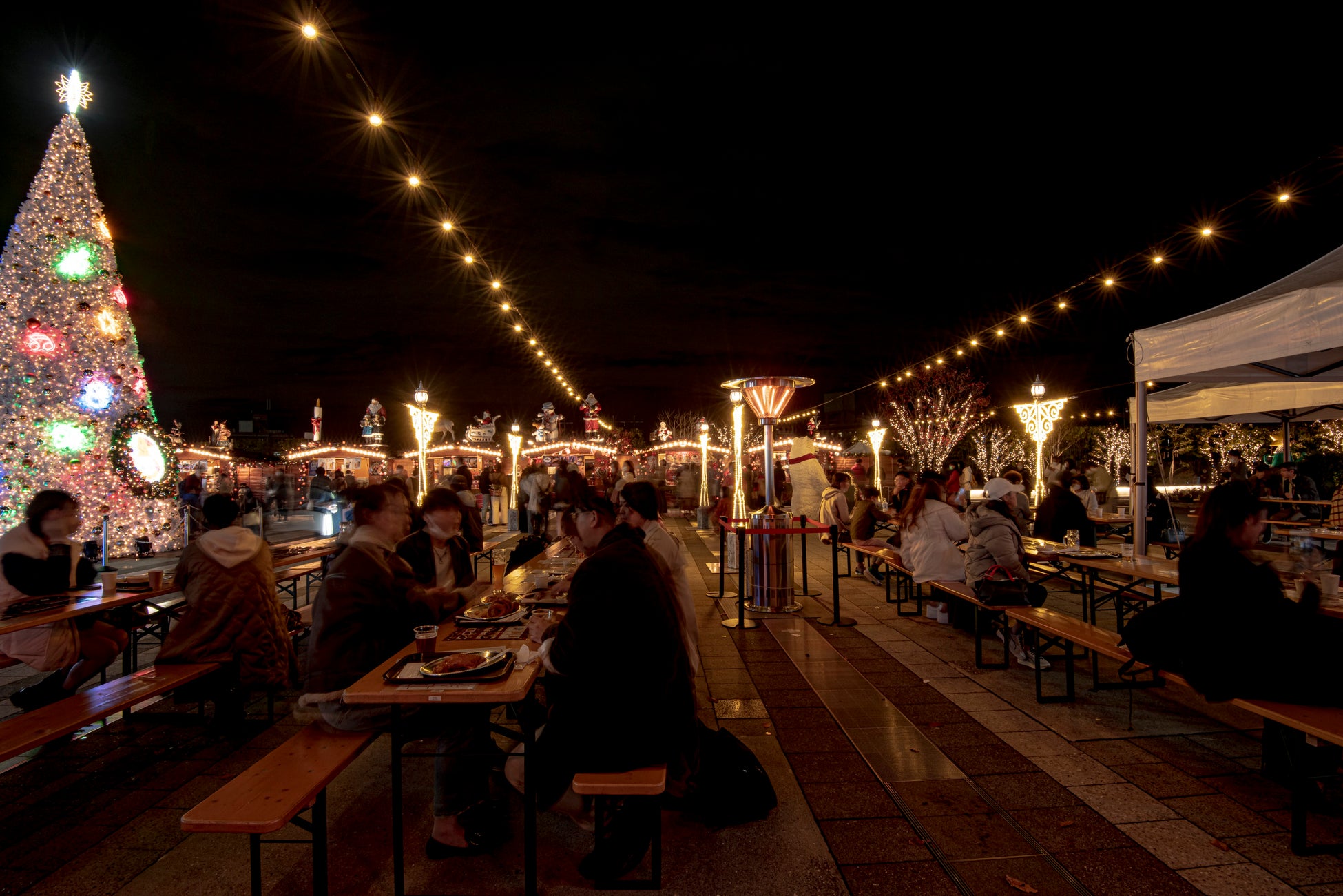 クリスマスマーケット(昨年の様子)