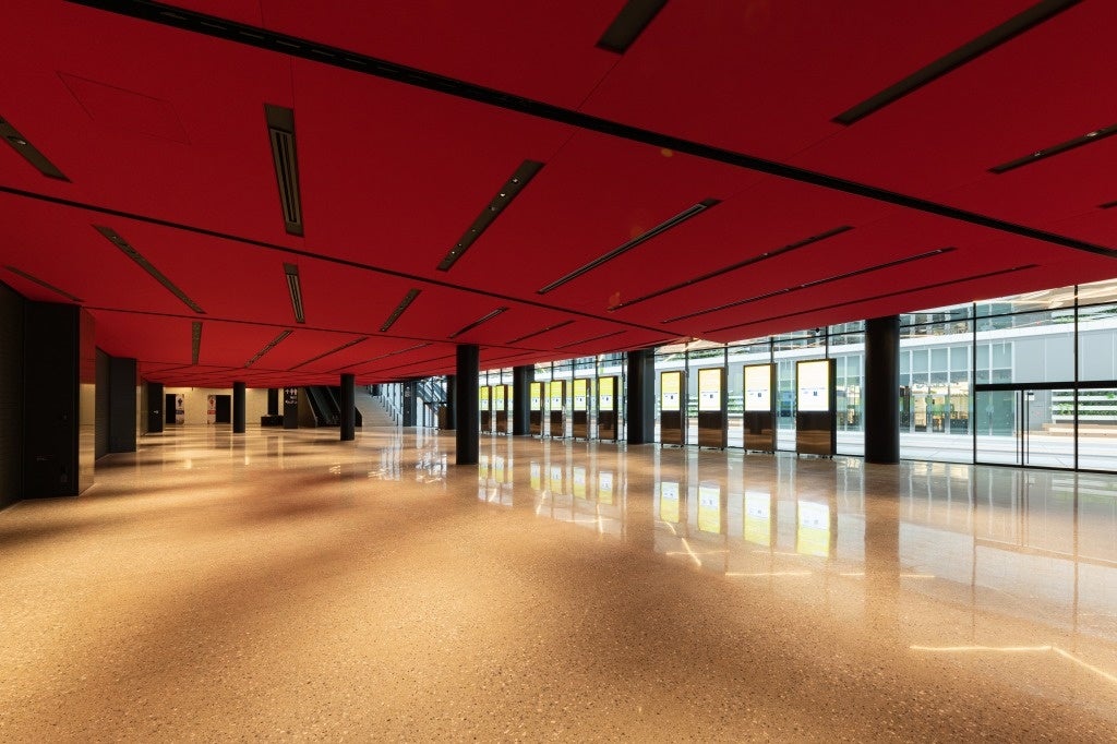 ホワイエ｜来場者サンプリング配布場所