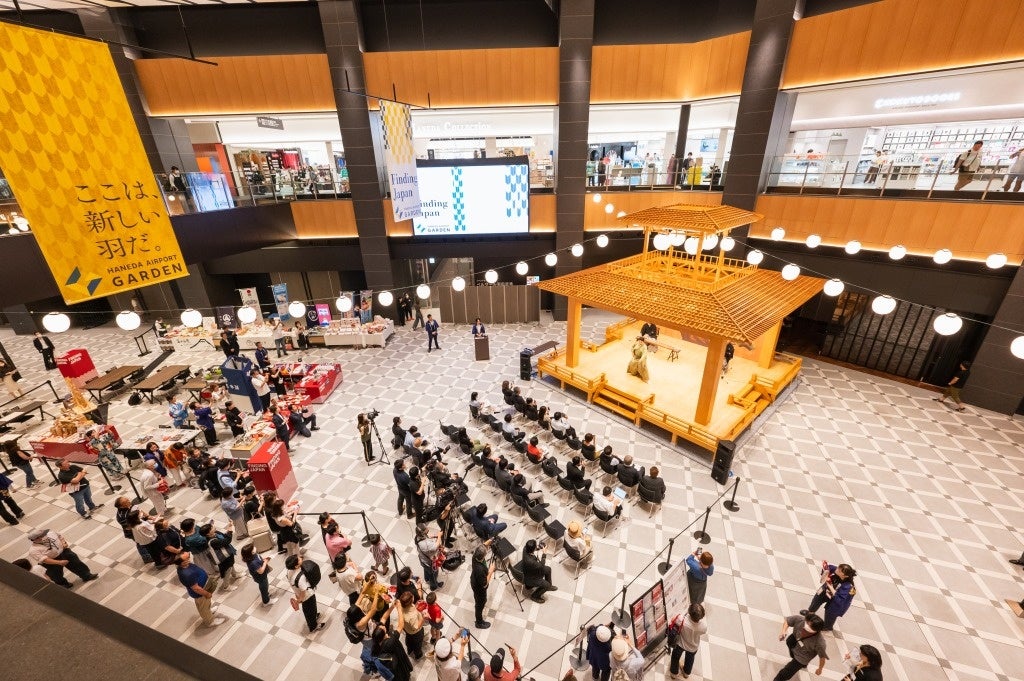 グランドホワイエ