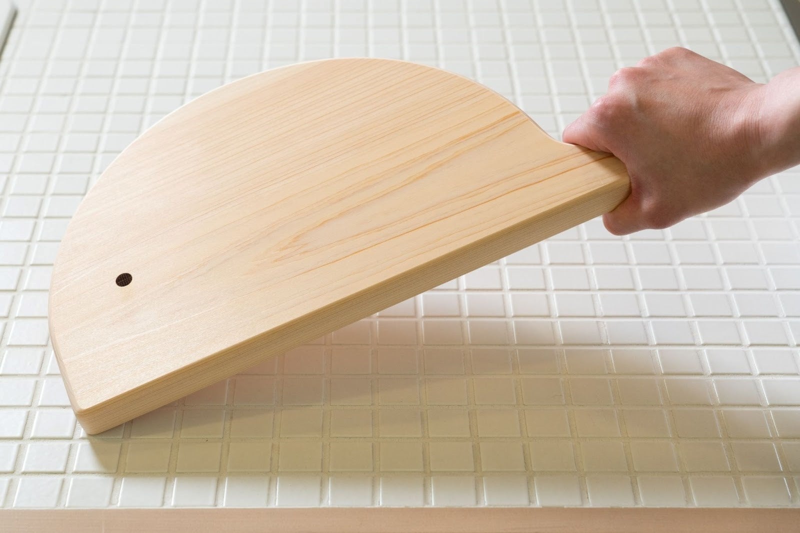 取っ手付きで持ちやすく、運びやすいです