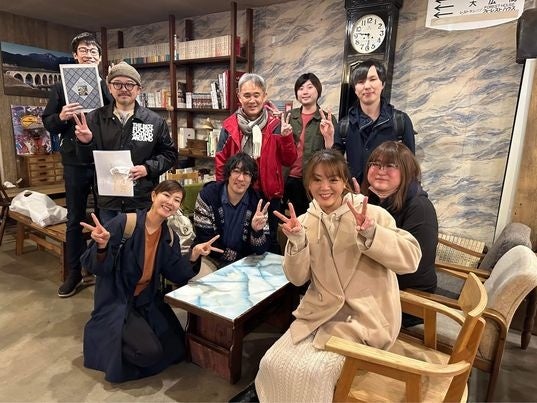 道の駅ピア21しほろメンバーと尾崎さん（上段右から三番目）