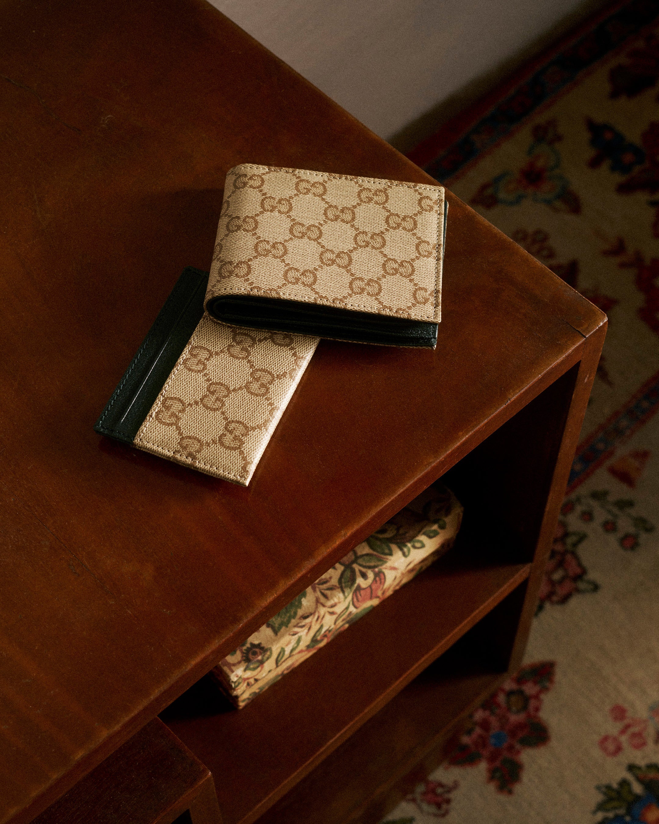【GUCCI】新たな幸運を呼び込む ──「Gucci Primavera」よりメンズの新作スモールレザーグッズが登場