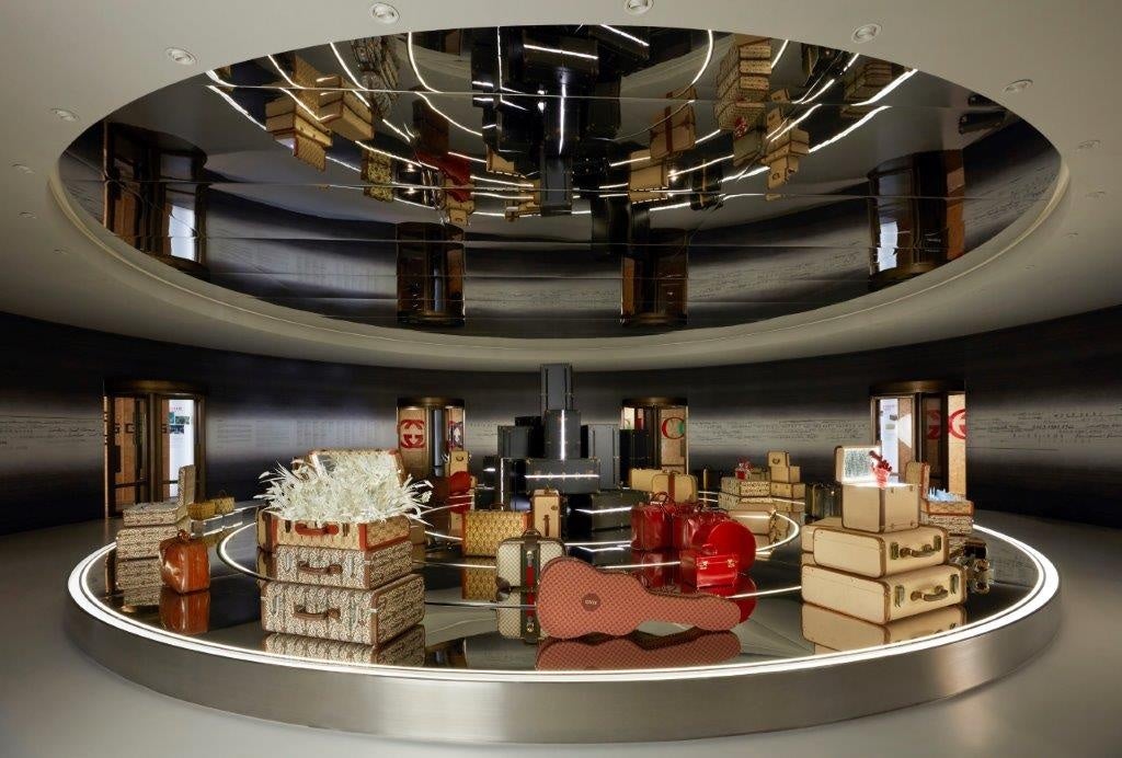 グッチの世界巡回展「GUCCI COSMOS」が上海にて開幕 | 株式会社