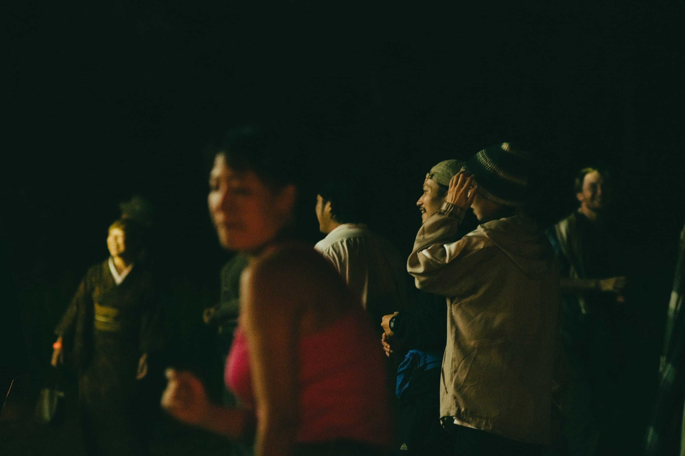 夜のダンスフロアー