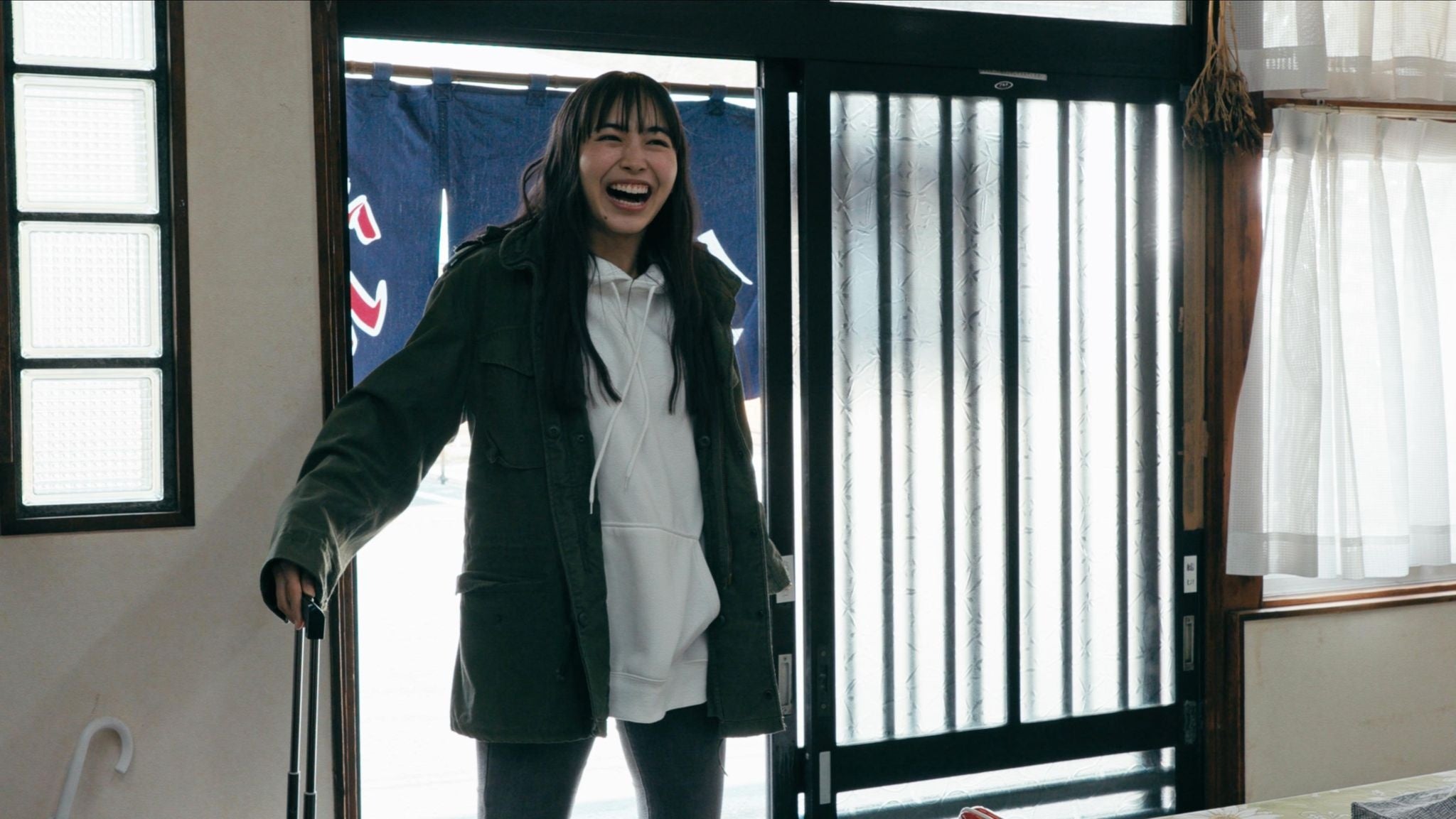 井桁弘恵　直筆サイン入り　オリジナル釜石ラーメンどんぶり　釜石ラーメン物語 LALALA USA | 「釜石ラーメン物語」”Kamaishi Ramen Story” 主演