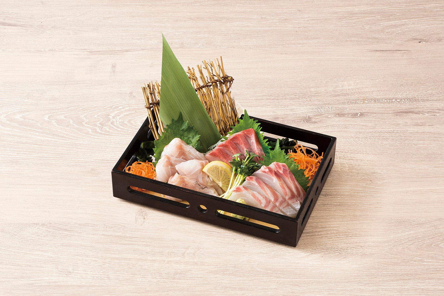 4000円コース鮮魚3種盛り