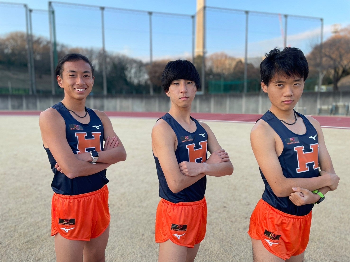 世界を目指すアスリートを応援するサプリメントブランド Senobiru が 法政大学駅伝チームとユニフォーム スポンサー契約を締結 株式会社エメトレのプレスリリース 世界を目指すアスリートを応援するサプリメントブランド Senobiru が 法政大学駅伝チームとユニフォーム スポンサー契約を締結 株式会社エメトレのプレスリリース